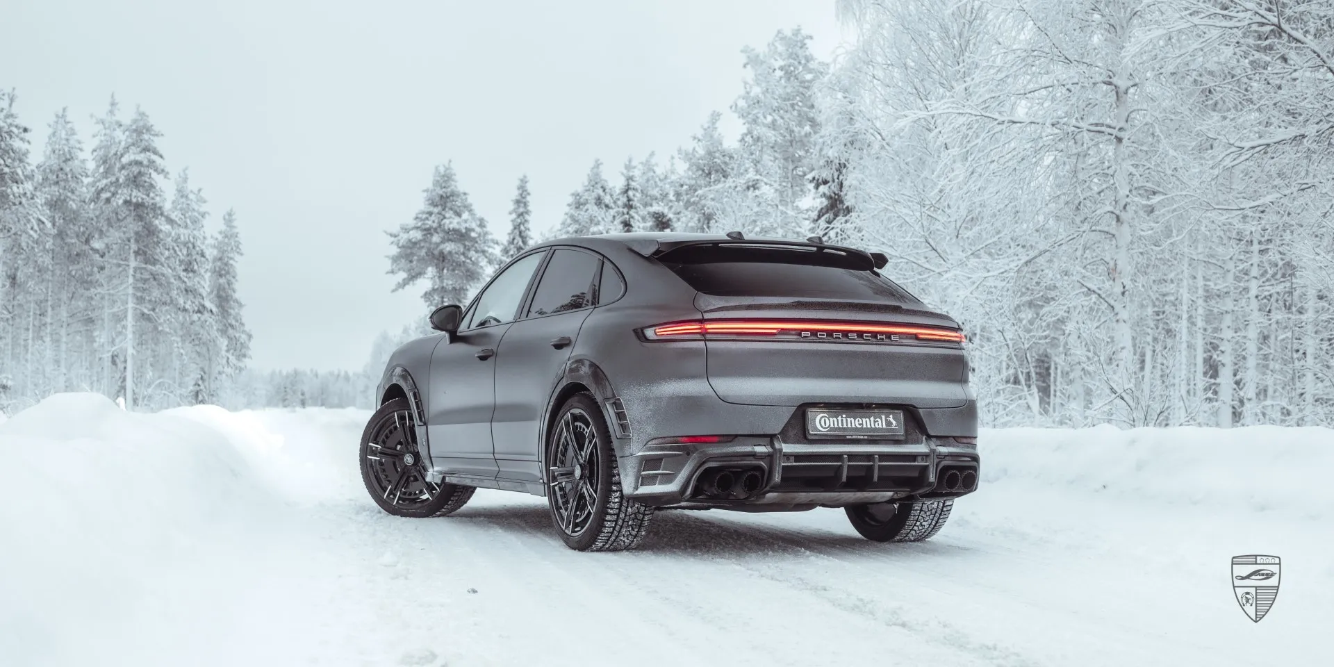 Custom forged LARTE rims on Porsche Cayenne S at 2026 Winter High Performance Event