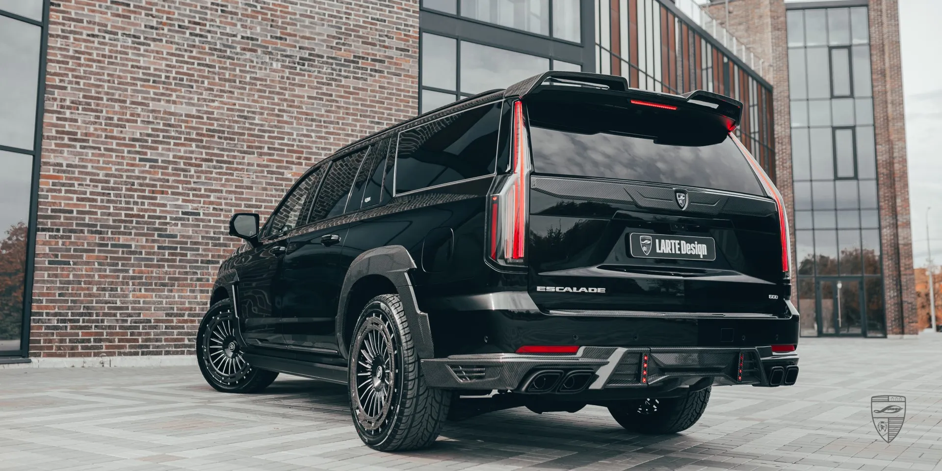 2026 Escalade 600 — luxury family SUV with prestige customization and aggressive kit