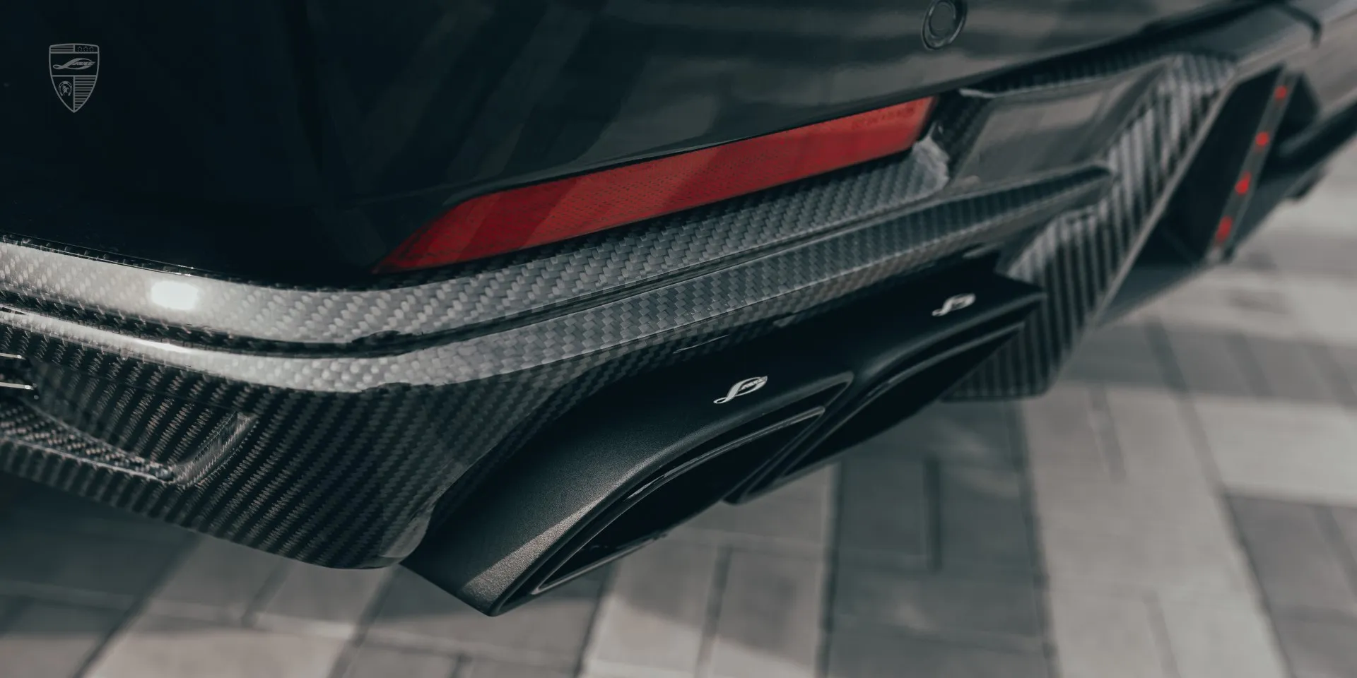 2026 Escalade 600 — bespoke luxury car with aggressive styling and carbon accents