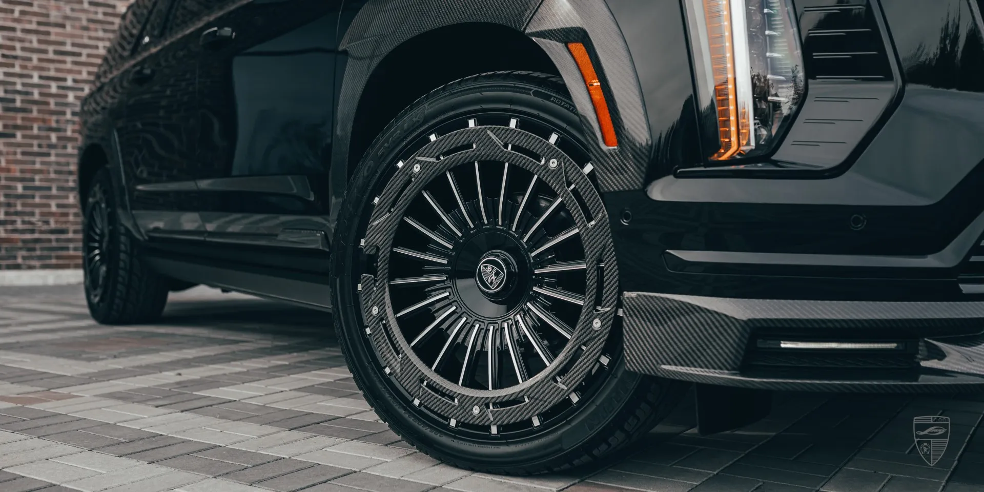 Escalade 600 with facelift and ultra-premium tuning for sporty luxury SUV fans