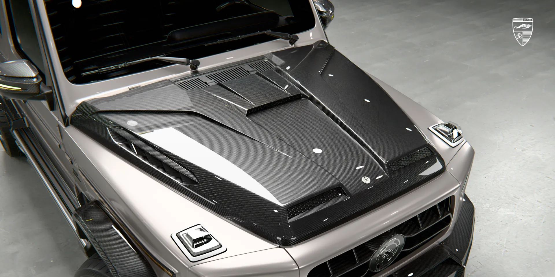 Carbon bonnet on G 63 AMG facelift, front view close‑up
