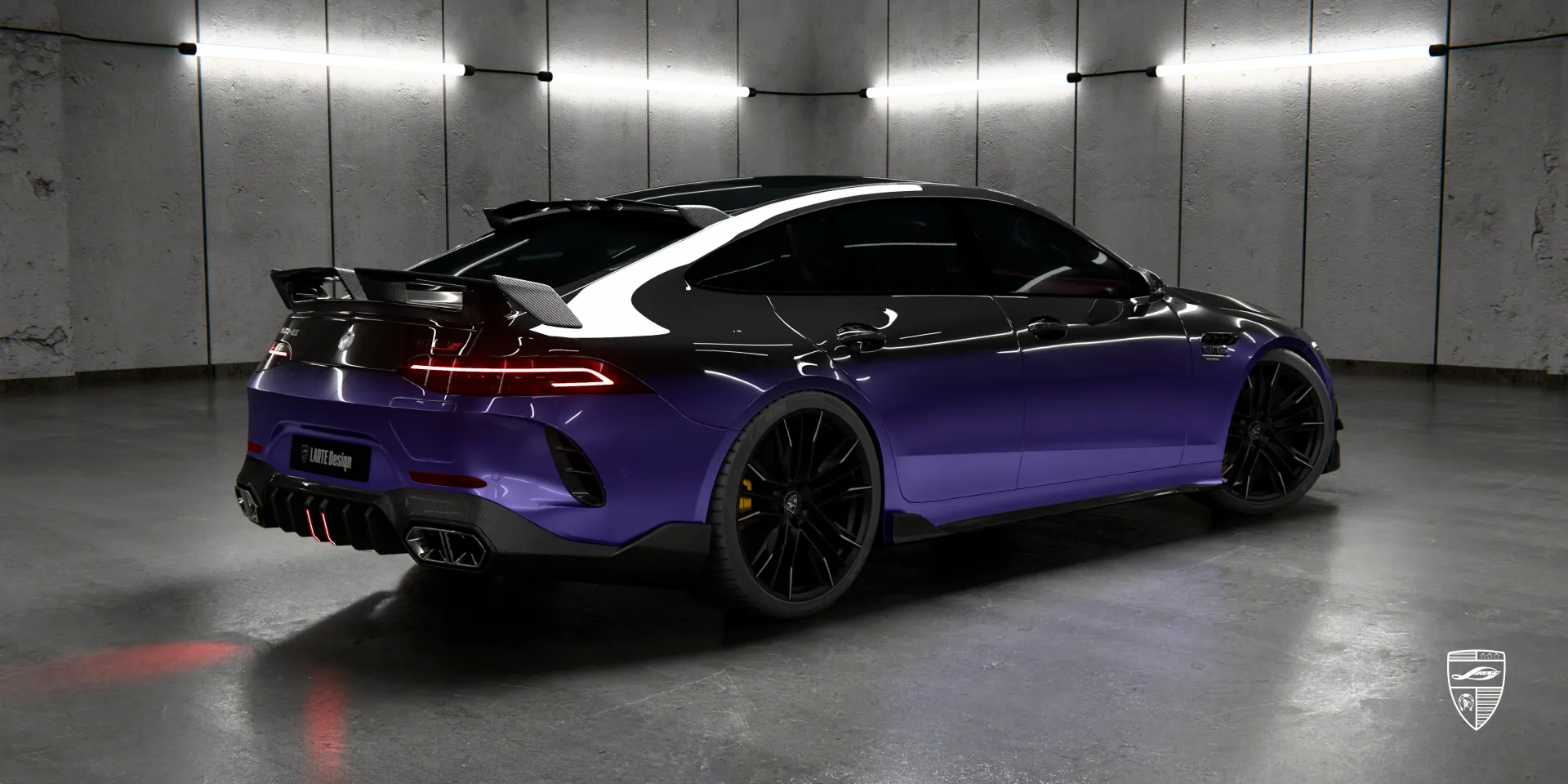 Facelift Mercedes GT AMG 63s in Violett – aggressiver Look mit sportlichem Bodykit
