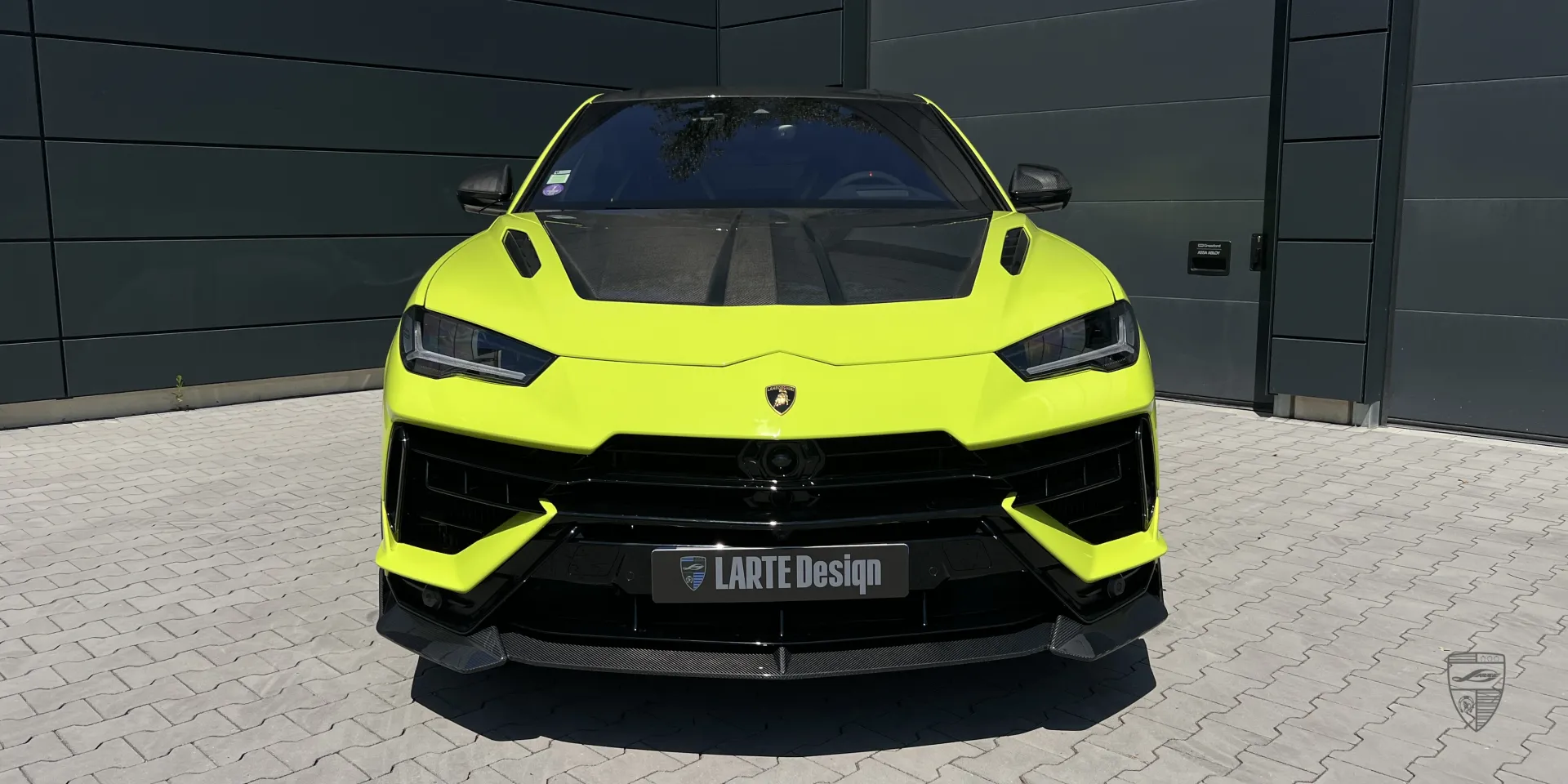 Gelb Urus Performante Modifikationen: Premium‑Aufbau mit sportlichen Optimierungen