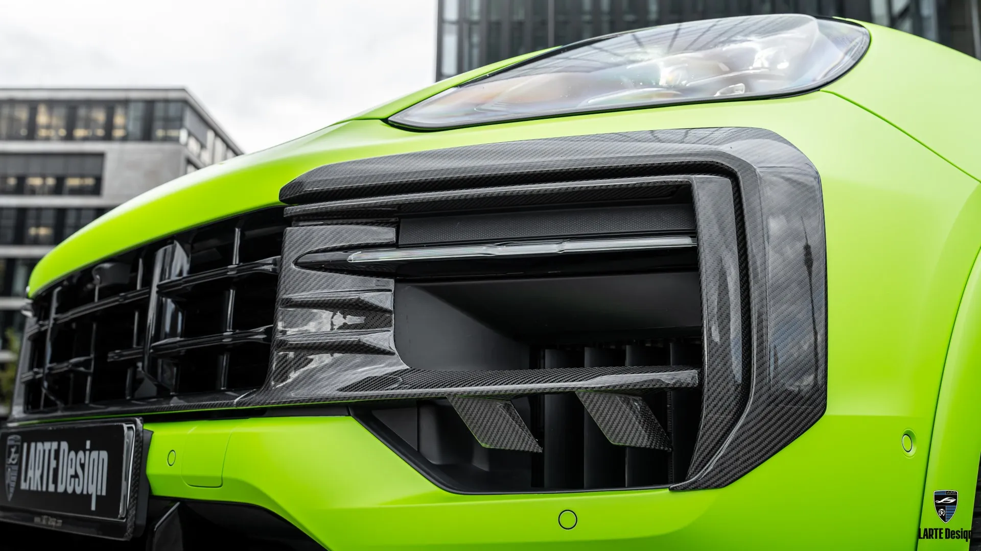 Carbon inserts for Porsche Cayenne S Coupe with a sleek design.