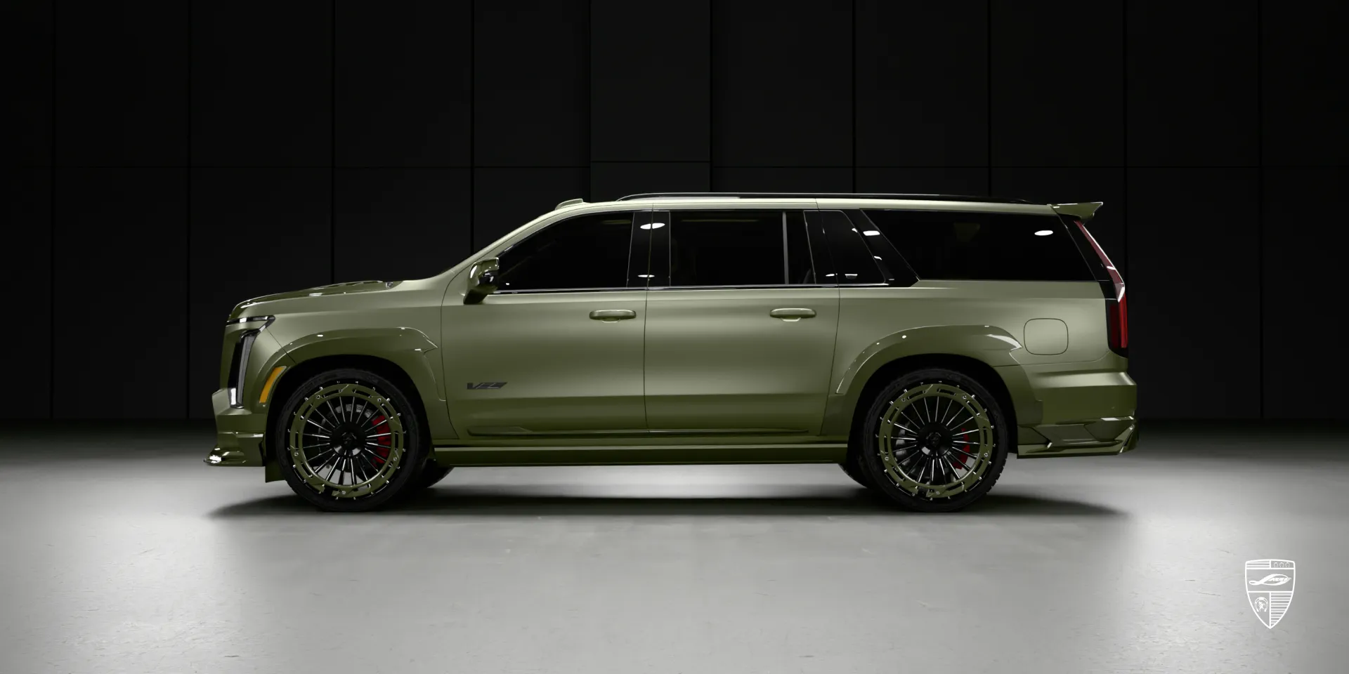 2027 Escalade olive Green: Seitenansicht mit Widebody‑Upgrade und verbreiterten Kotflügeln