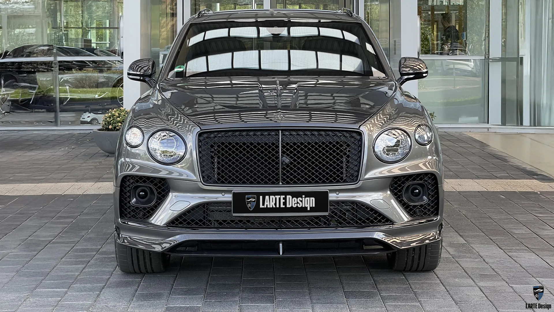 Bentley Bentayga with exclusive premium tuning by Larte Design.