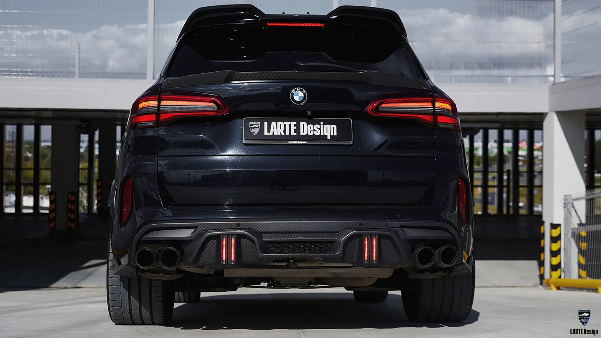 BMW X5M upgrade with Larte Design's exclusive kit.