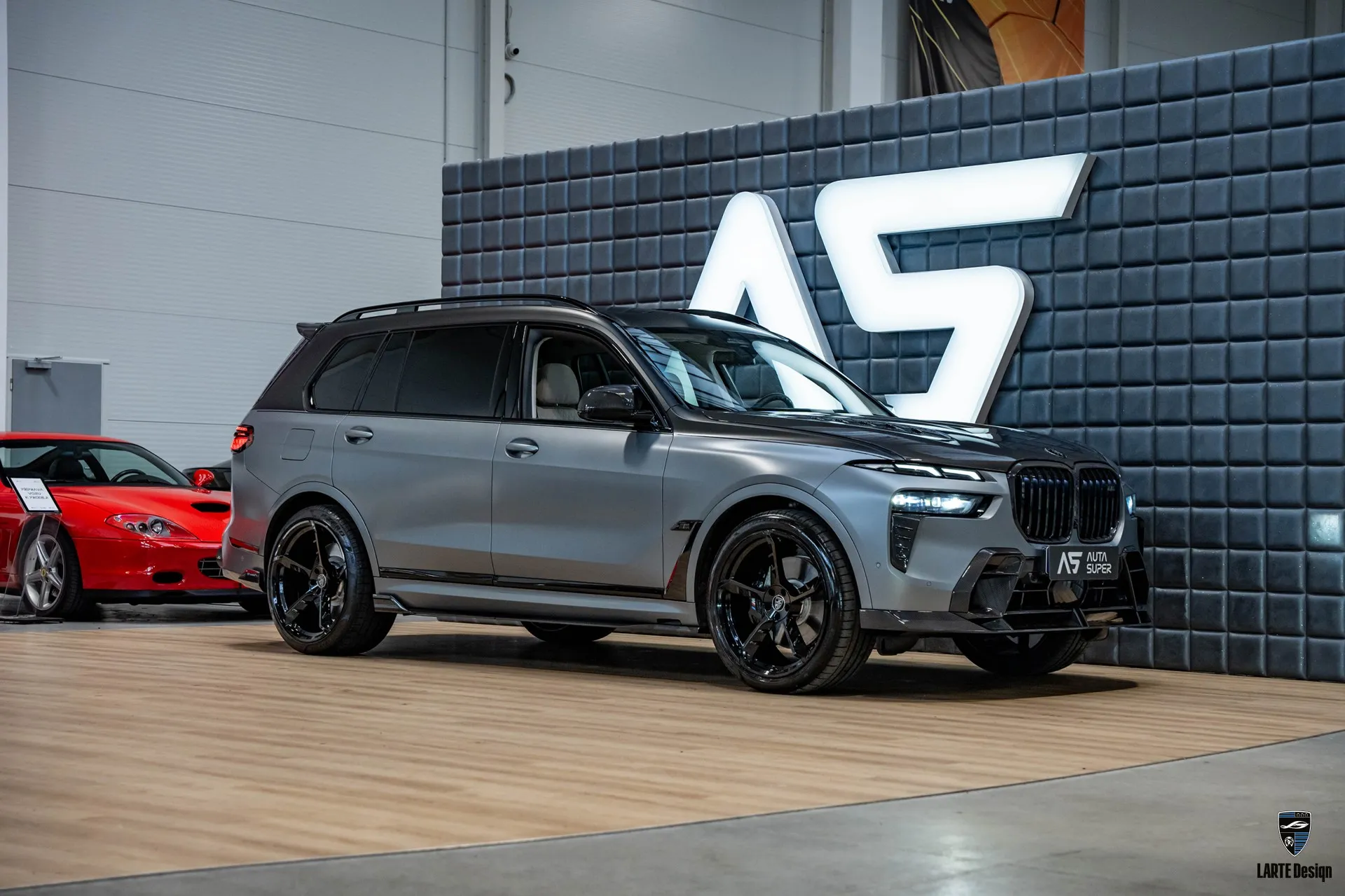 BMW X7 60i transformed with a restyling tuning kit by LARTE Design