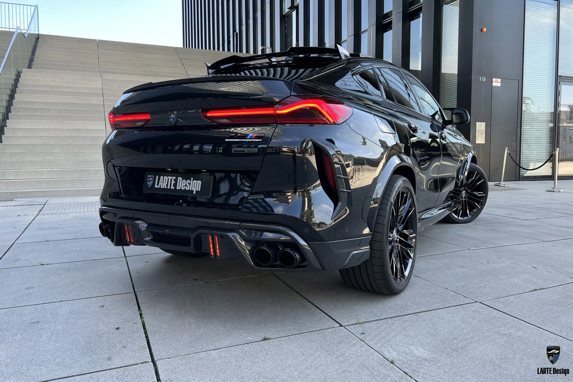 BMW X6M tuning and redesign by LARTE Design