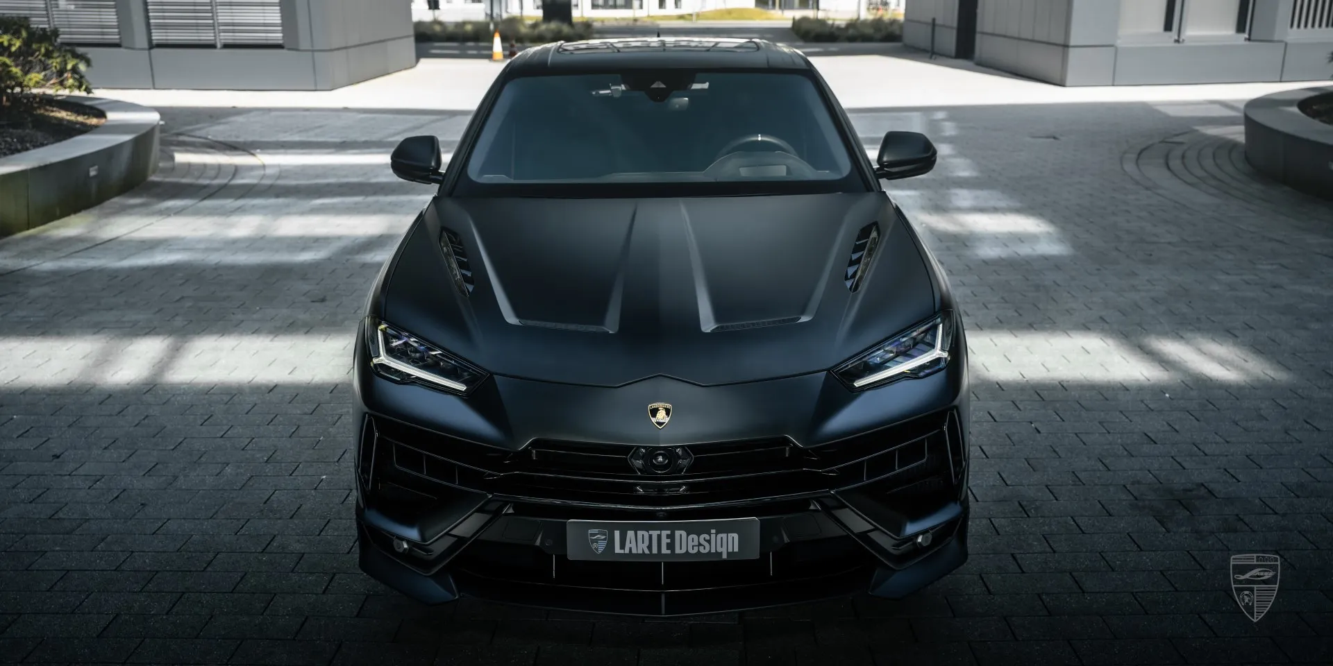 Ultra‑seltene SUV‑Ausstattung: URUS S mit mattem Carbon‑Styling