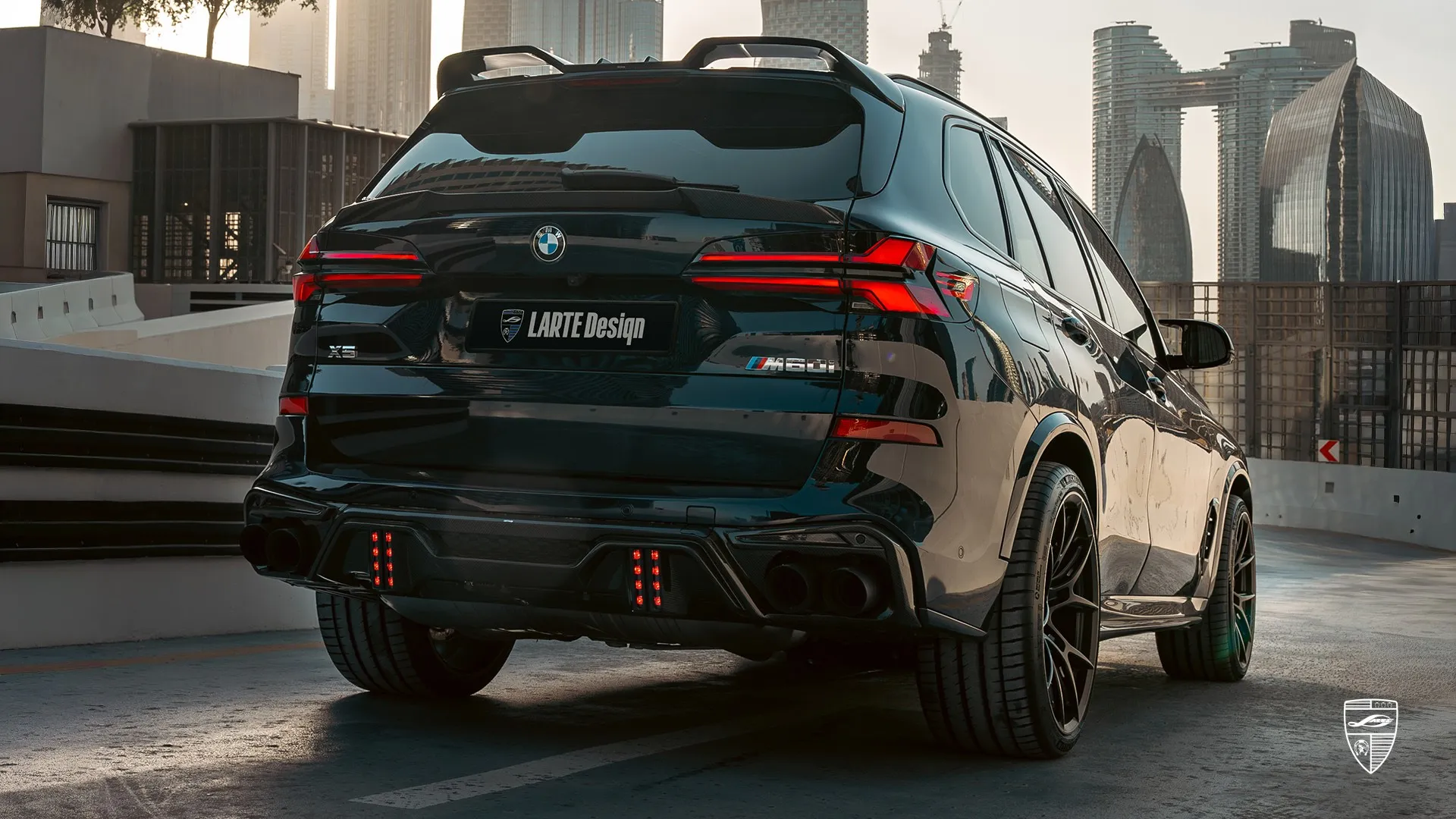 BMW X5 with carbon aerodynamic elements