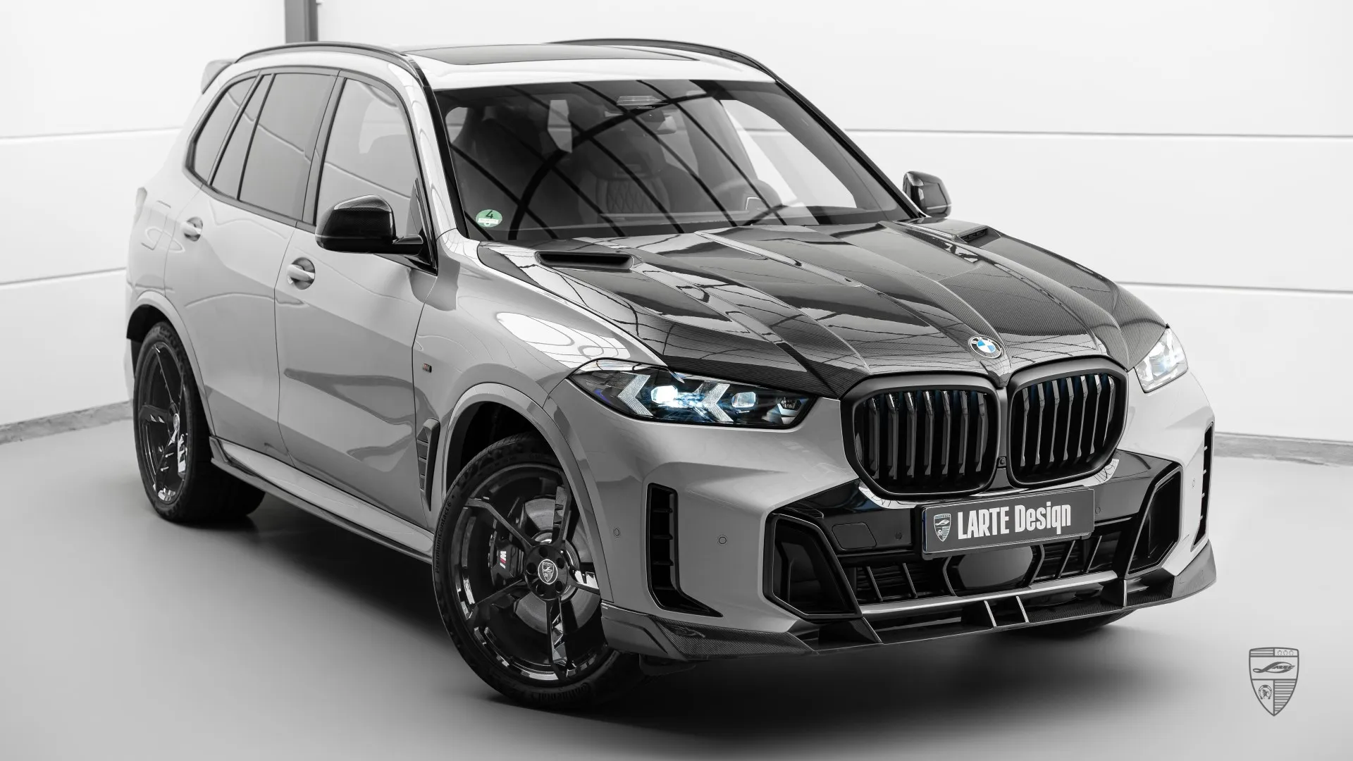 BMW X5 G05 Facelift mit Premium Custom Styling und aufgewertetem Exterieur
