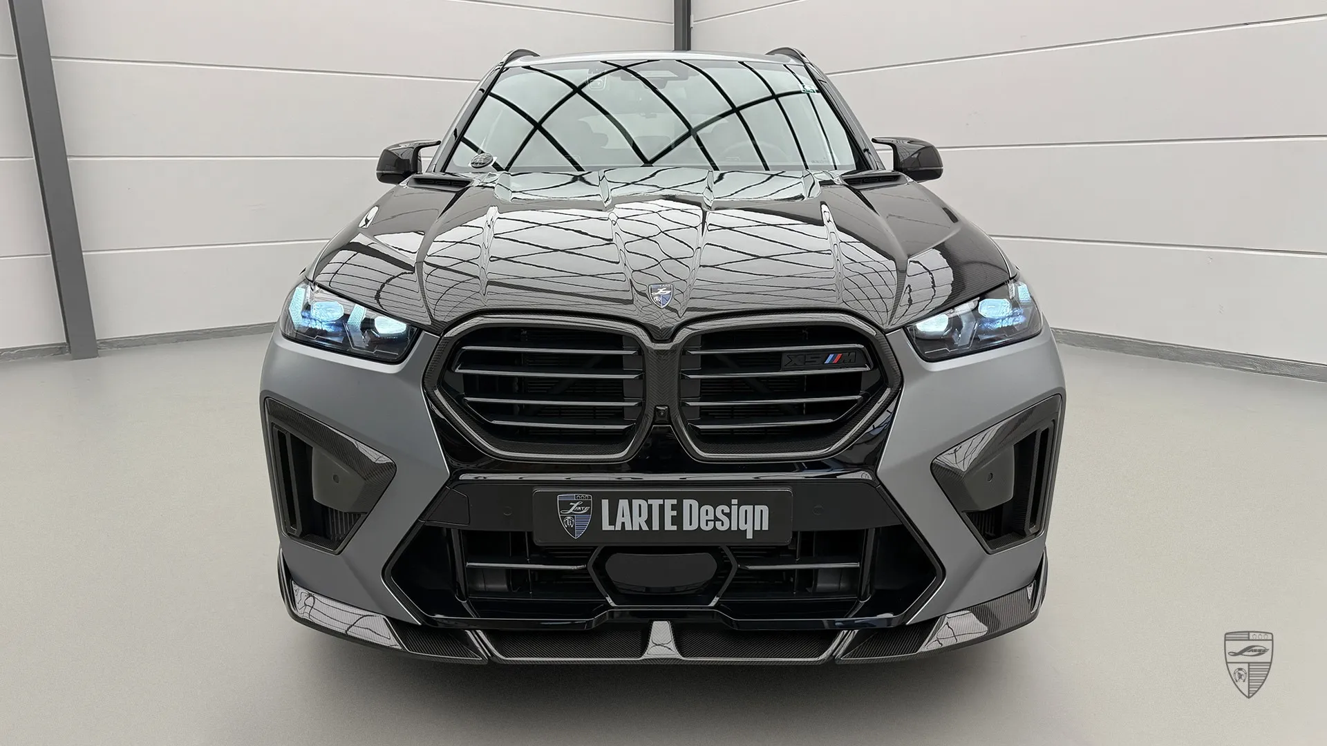 BMW X5M Competition F95 LCI Facelift — Frozen Grey getuntes Street‑Beast mit LARTE‑Optikpaket