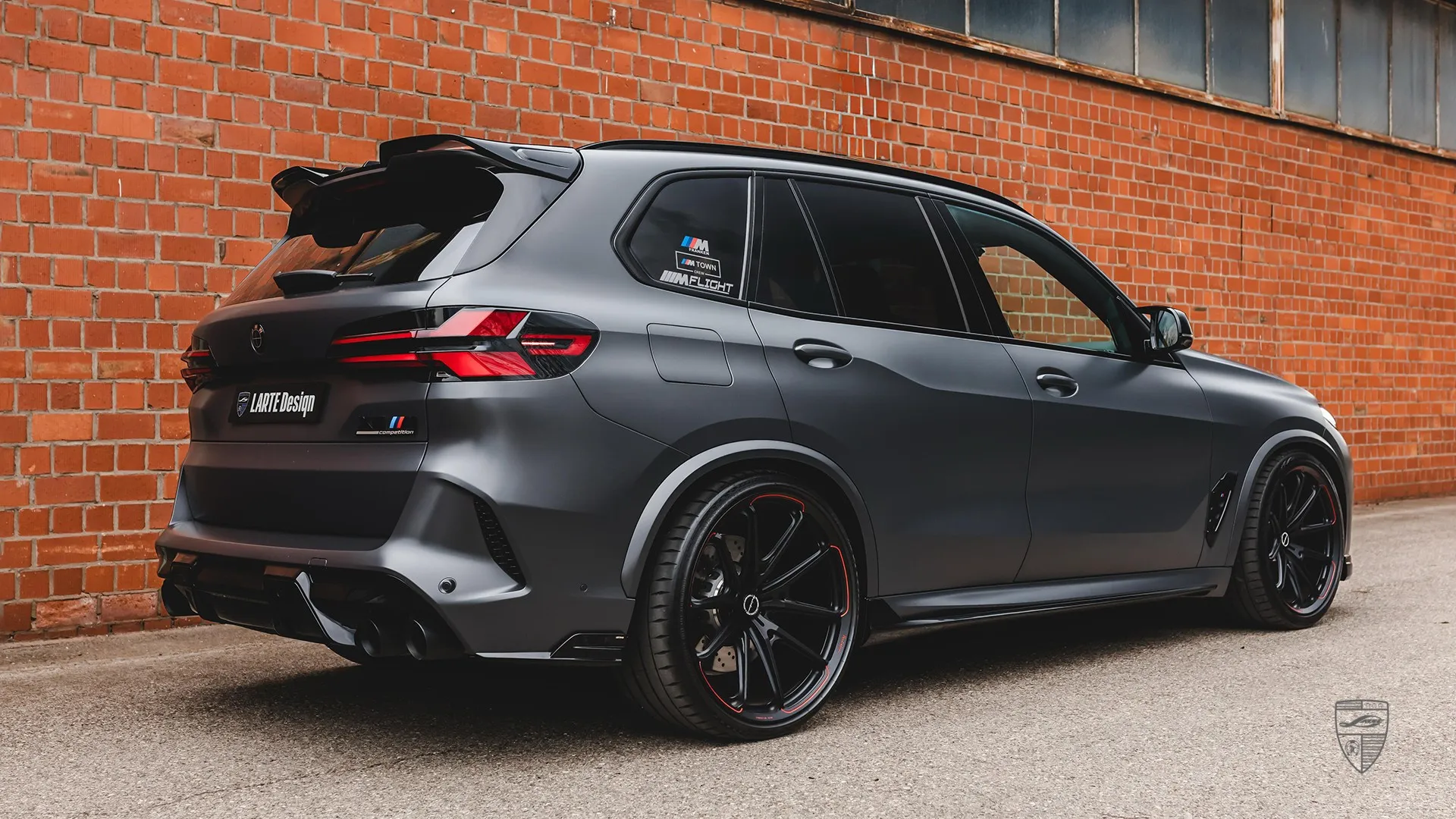 BMW X5M F95 LCI – Xpel Stealth Wrap und aggressives Facelift-Upgrade Custom BMW X5M Competition – mit Xpel PPF Stealth Wrap und High-Performance-Tuning aus Auerbach