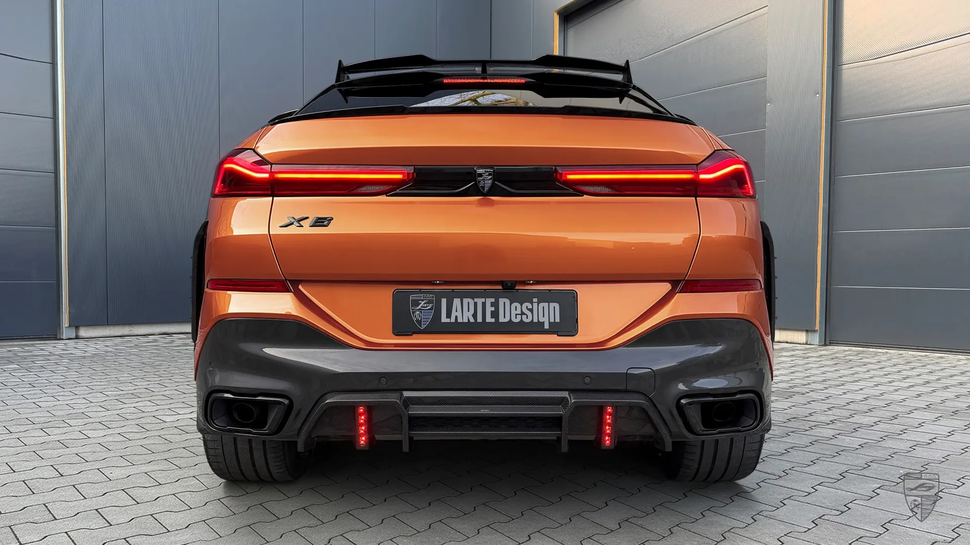 BMW X6 G06 Facelift with rear diffuser and integrated exhaust accents