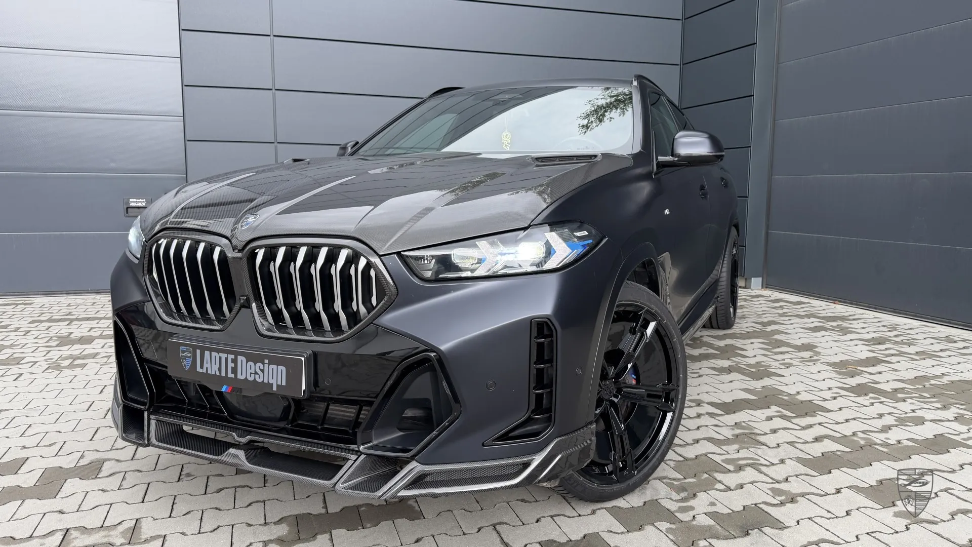 BMW X6 G06 Facelift with custom body kit and distinctive exterior styling