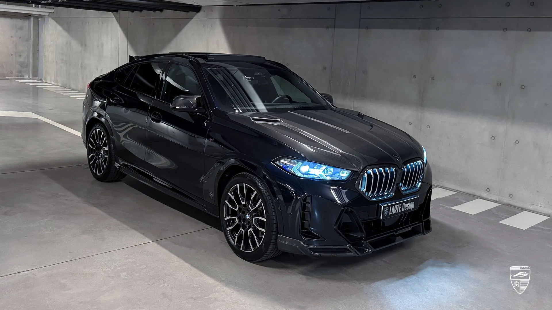 Carbon Black BMW X6 G06 M40i from Bucharest — luxury SUV with prestige styling and brutal look