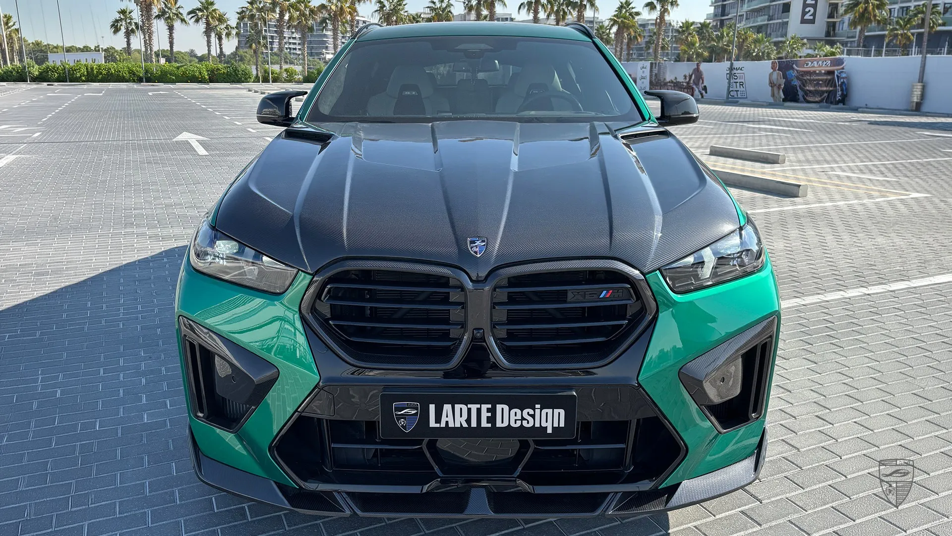 BMW X6 M‑Facelift 2024 mit Carbon‑Motorhaube und Leistungs‑Bodykit von Larte Design