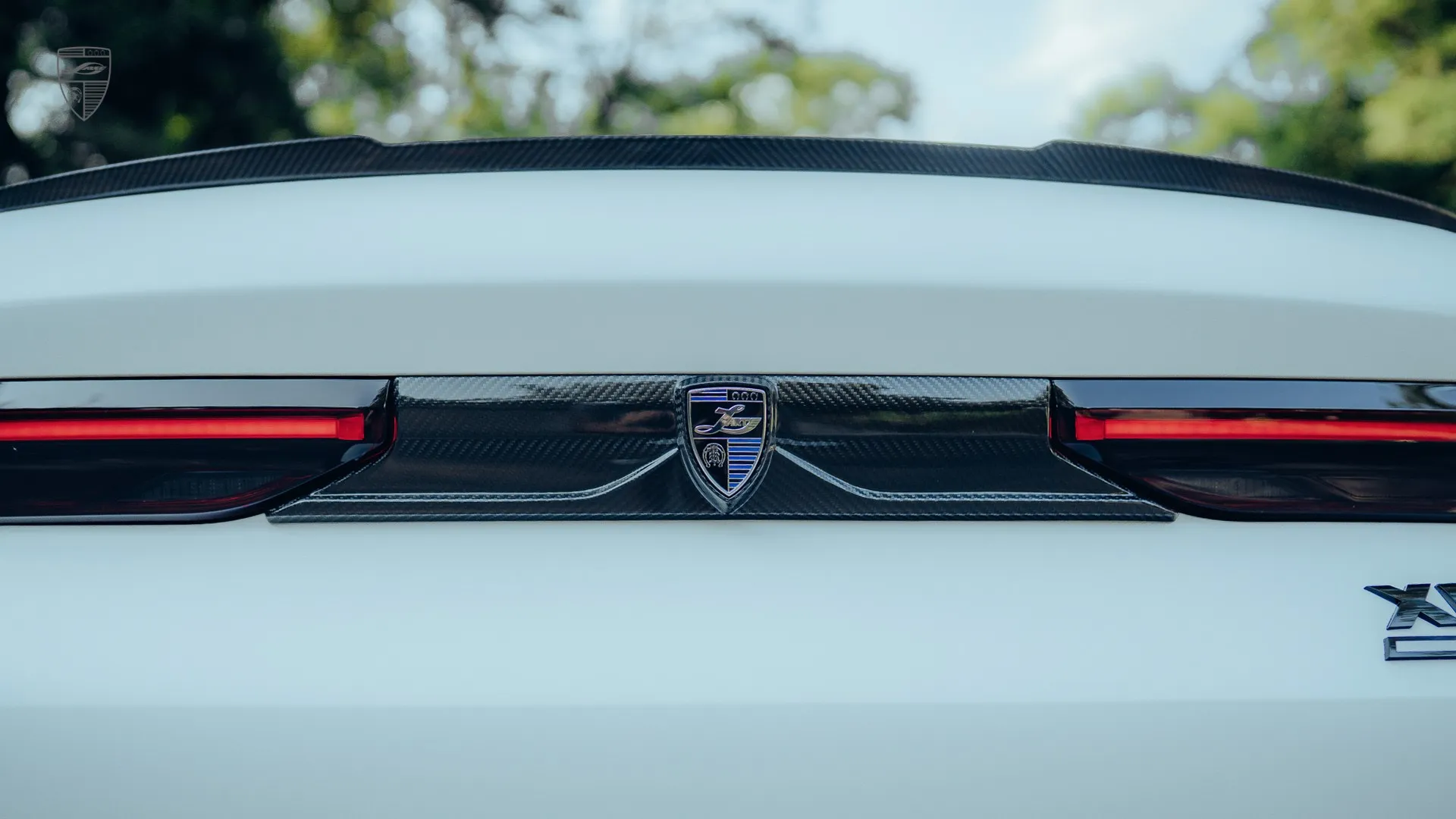 BMW X6M Facelift with custom rear light detail and refined exterior styling