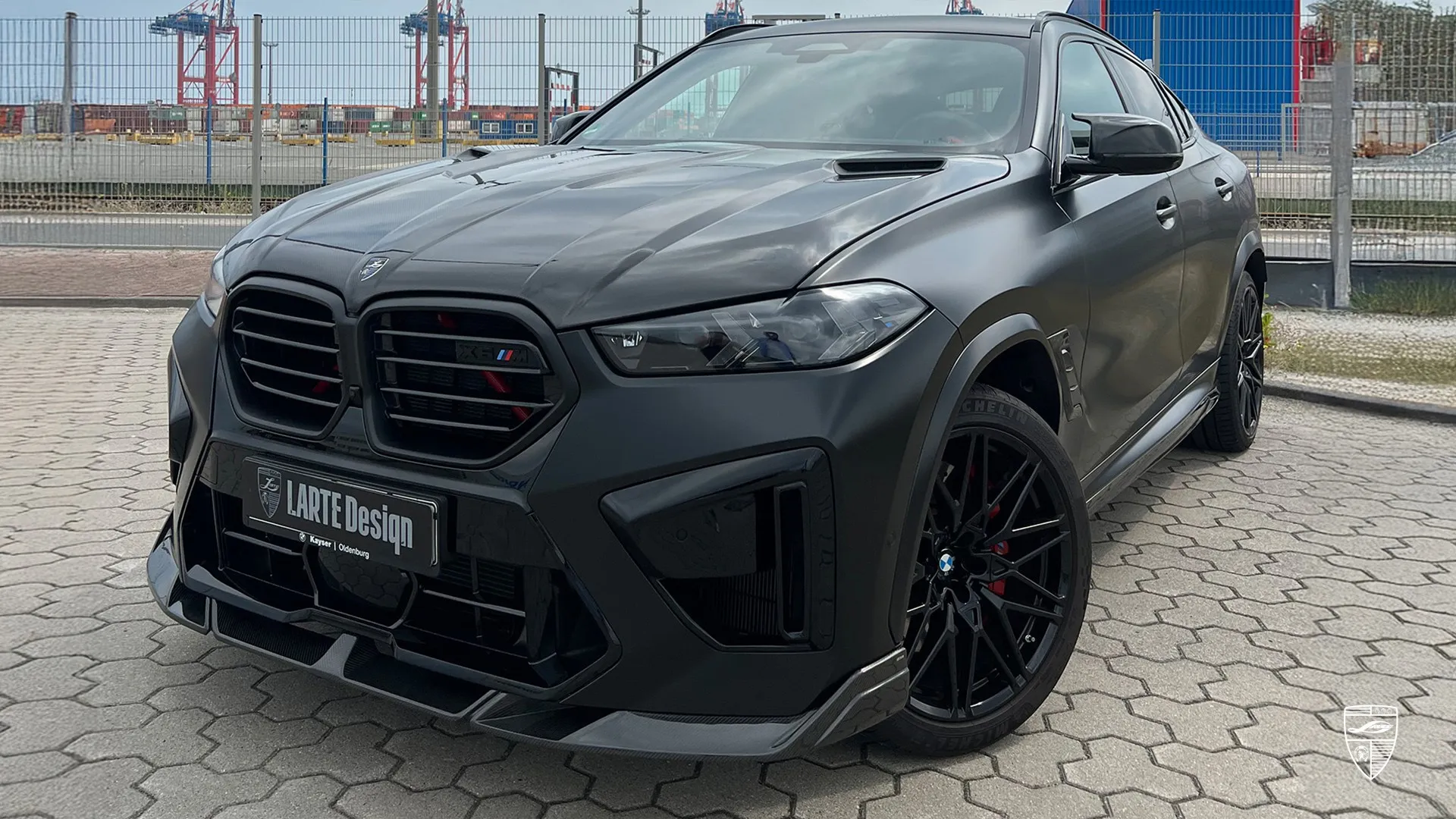 Dravit Grey X6M F96 — Street-Dominating SUV Upgrade 2026 BMW X6M Competition F96 — sporty looking Dravit Grey SUV with street-dominating appearance
