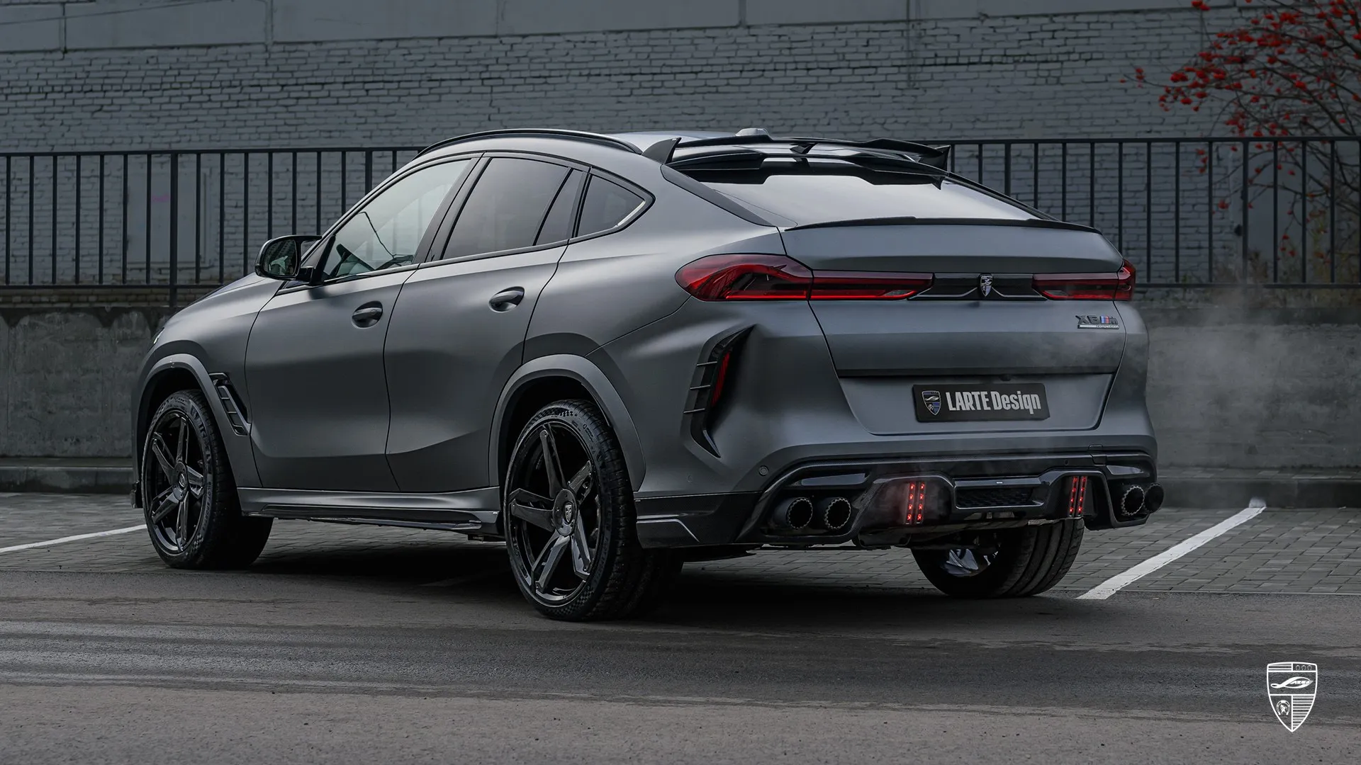 Frozen Grey X6M Competition — luxury SUV with bespoke carbon styling and brutal visual impact