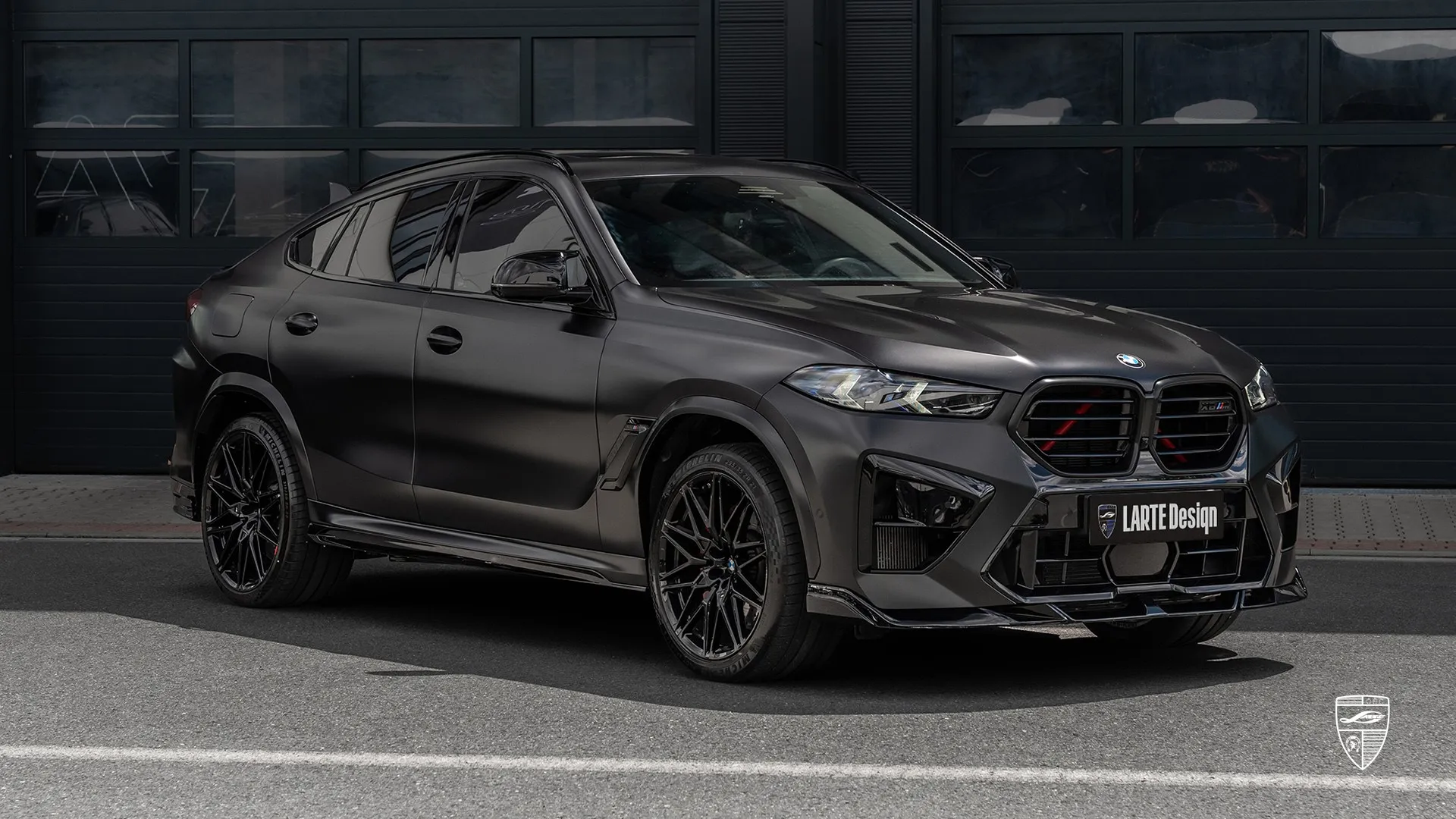 BMW X6M F96 LCI from Prague — custom SUV with premium appearance package and blacked-out design