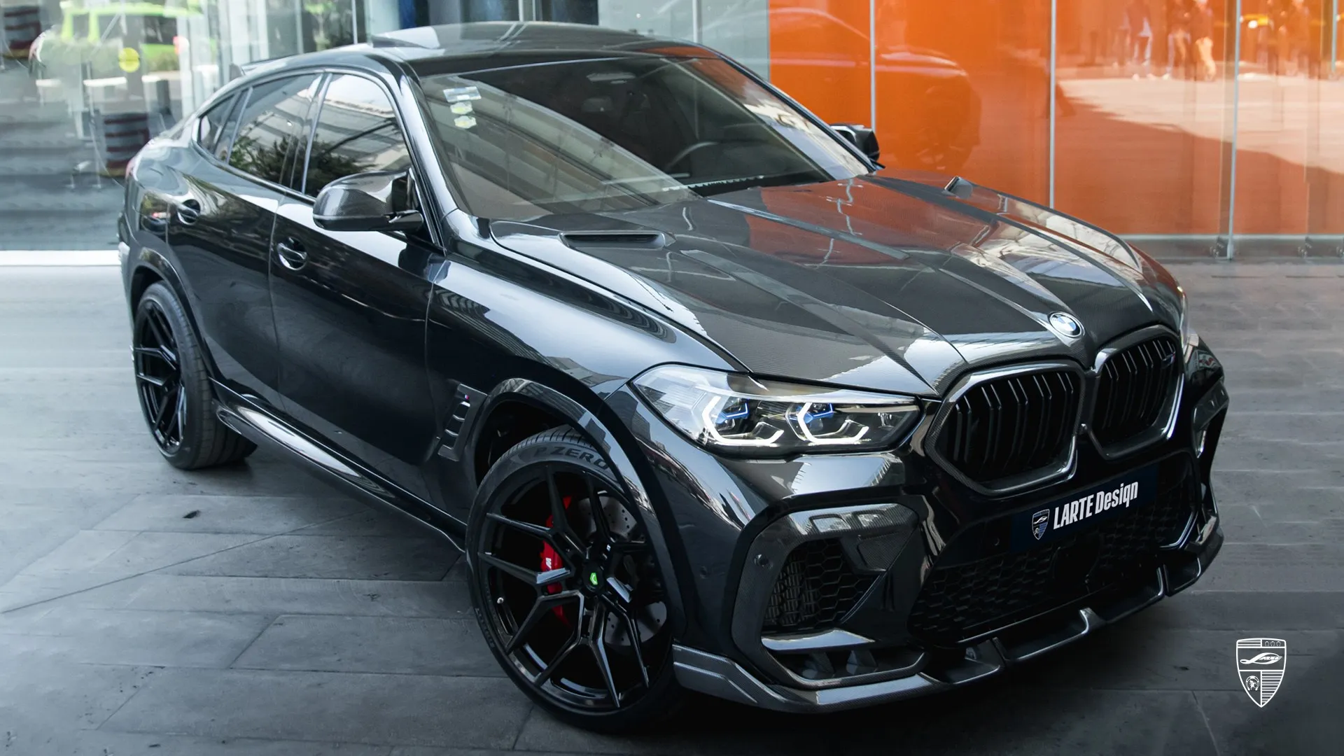 Limitierter BMW X6M F96 mit exklusivem Design Limitierter BMW X6M F96 in Graphitgrau – maßgeschneidertes Exterieur und Luxus-Tuning