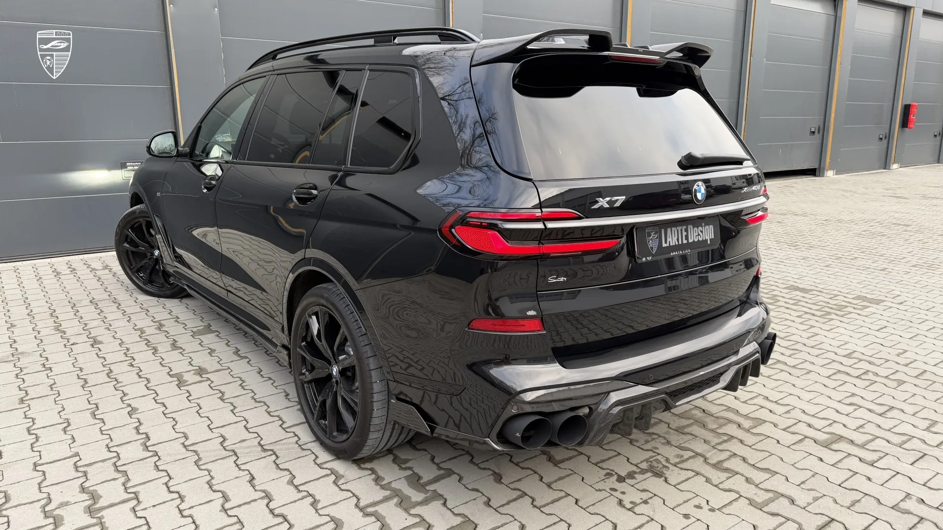 BMW X7 G07 flagship SUV with distinctive tuning elements