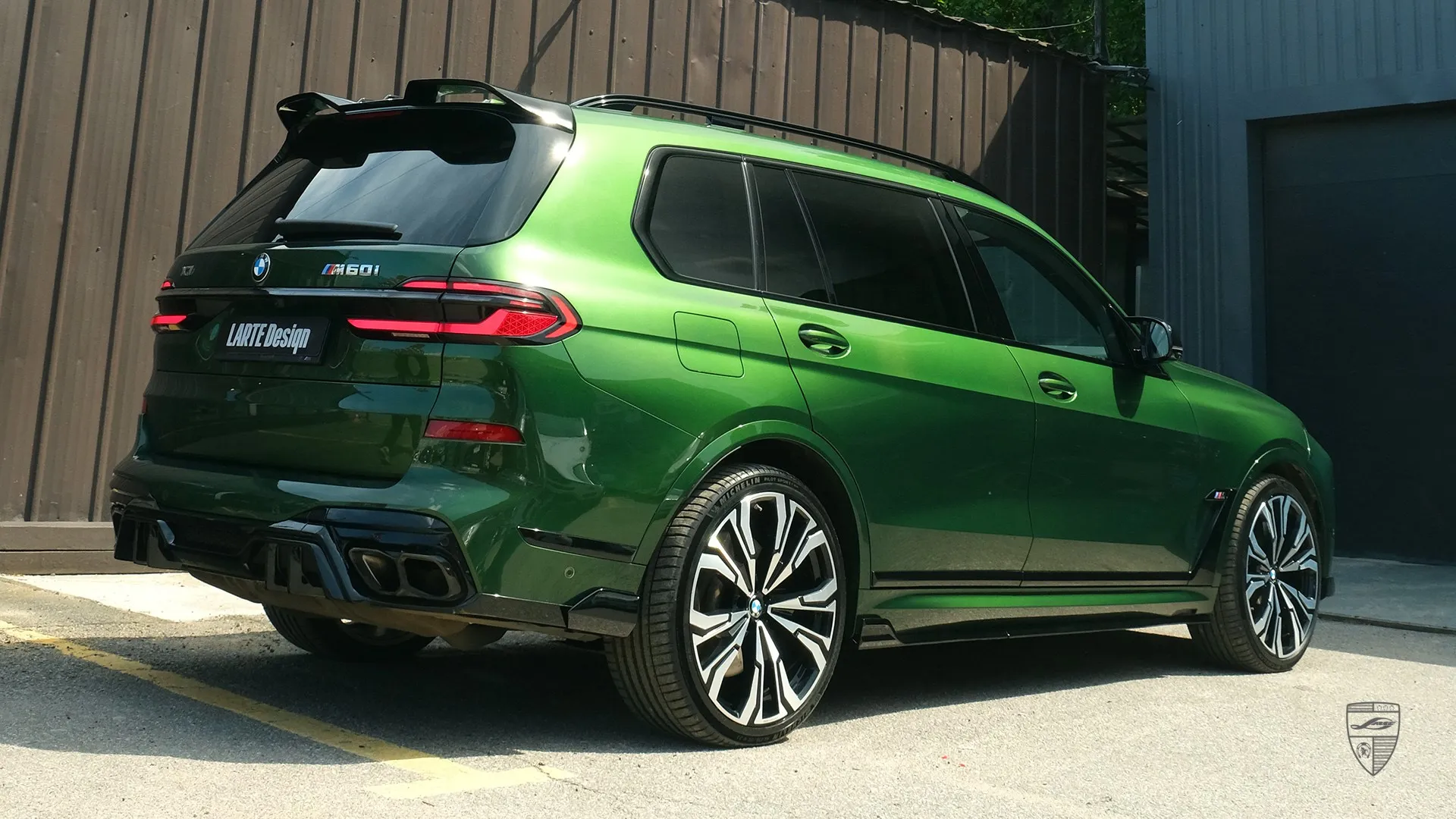 British Green BMW X7 G07 M60i – Facelift-SUV mit Bodykit-Upgrade aus London