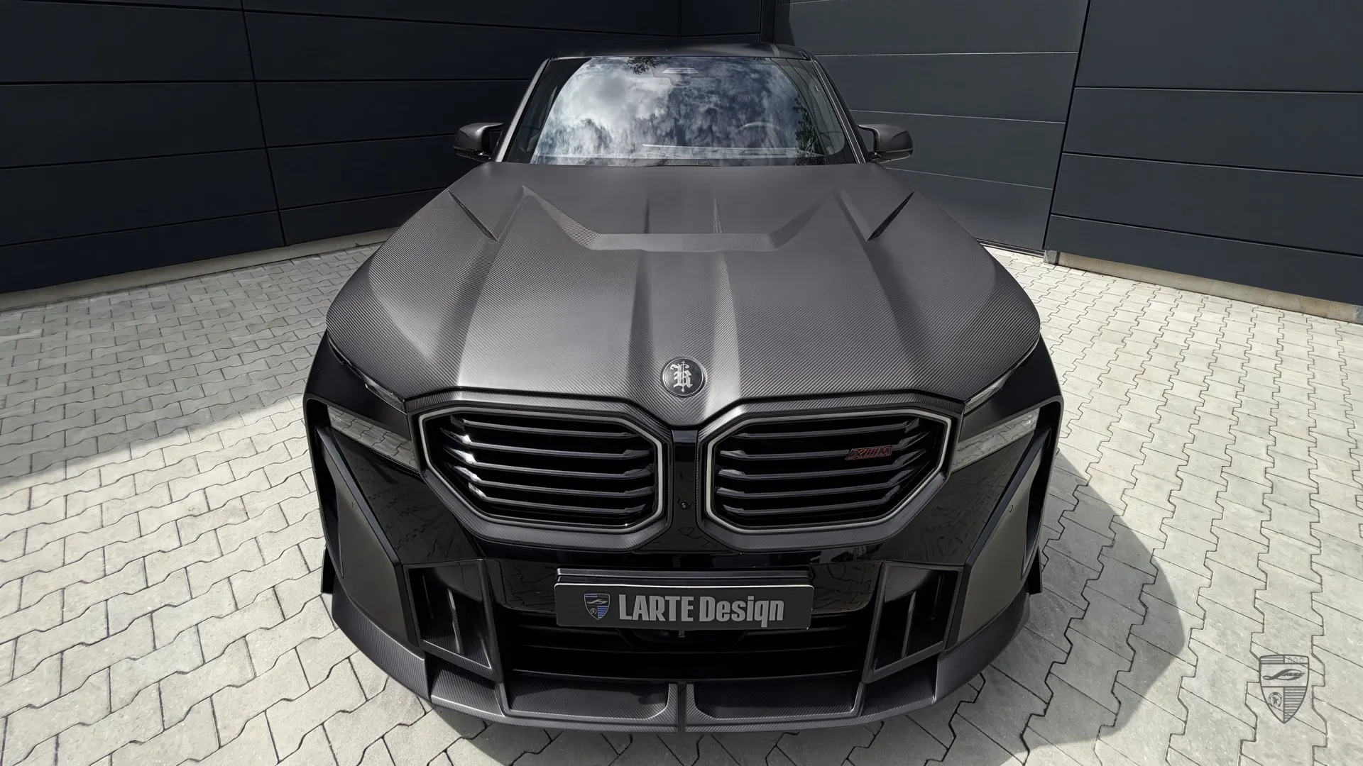 BMW XM mate black with premium exterior design and a bold luxury SUV appearance