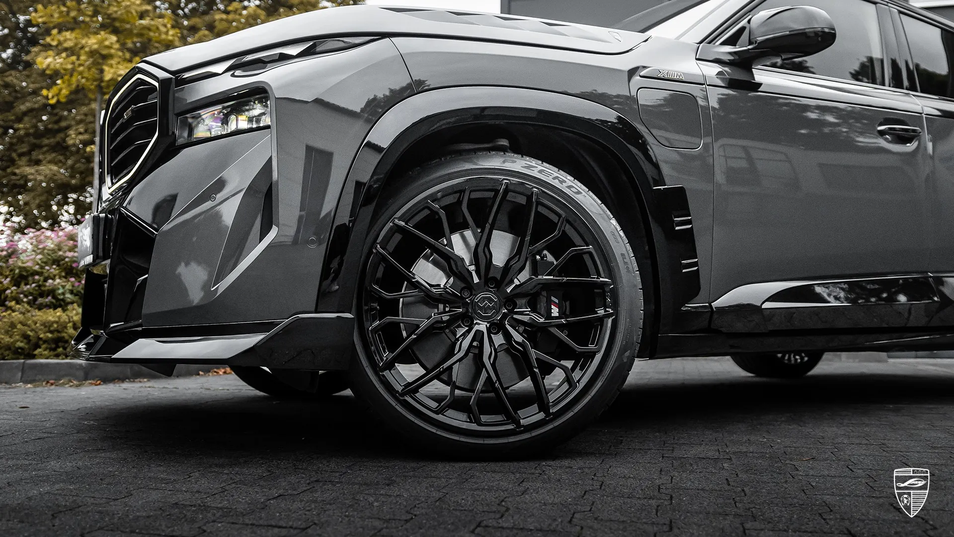 Custom BMW XM G09 – Luxus-SUV für die ganze Familie Custom BMW XM G09 aus Düsseldorf – Familien-SUV mit Luxus-Upgrade und XM-Tuning-Umbau