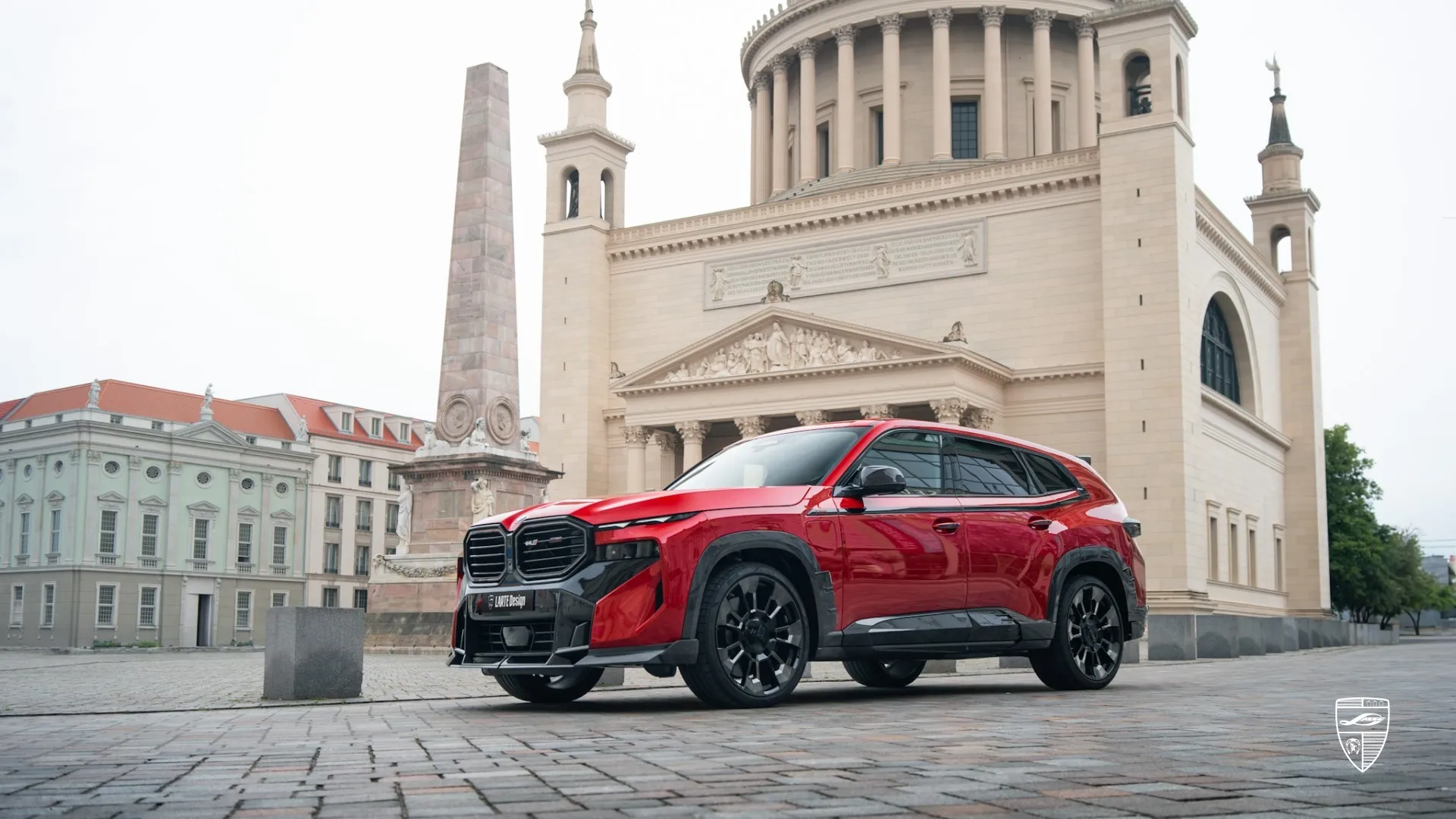 BMW XM G09 – Limitierter Tuning-Umbau mit sportlichem Look Toronto Red 2026 BMW XM G09 — exklusiver Tuning-Umbau mit sportlicher Optik