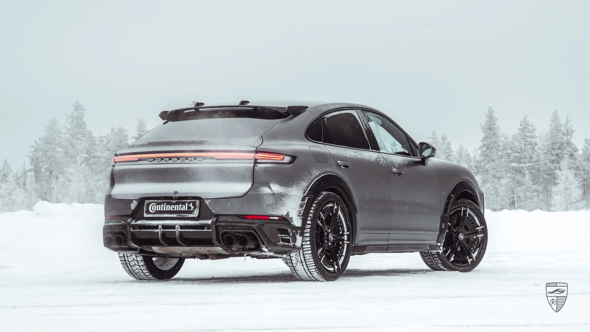 Porsche Cayenne S Luxus‑SUV: mattgraue Außenfolierung