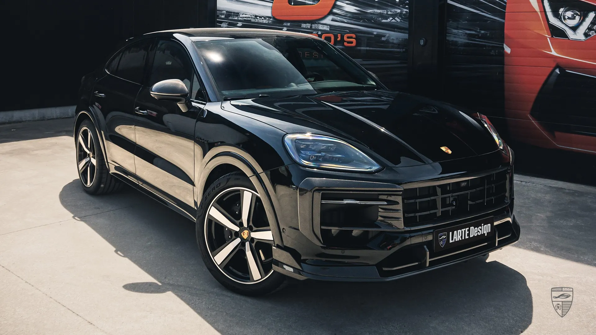 Facelifted Cayenne S Coupe – Refined Hybrid SUV Look 2026 Cayenne S Coupe E-Hybrid in Chromite Black — refined SUV coupe with bold appearance package