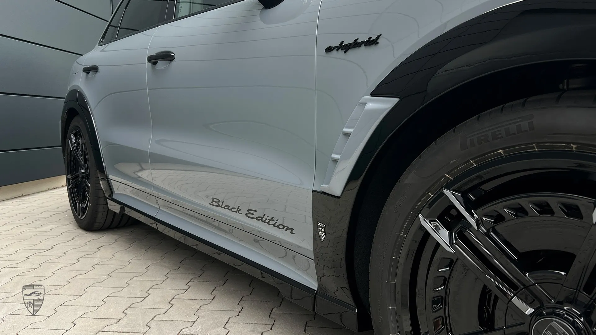 Porsche Cayenne Coupe customization with e-hybrid side badge and exterior detail