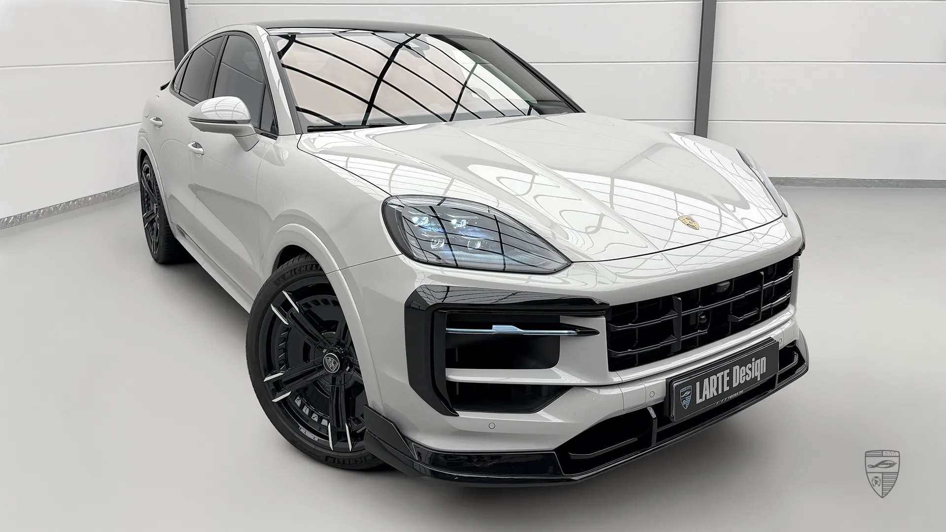 Porsche Cayenne S Coupe 2026 in Weiß aus Tunis — elegante und aggressive S‑Coupe‑Upgrade‑Elemente