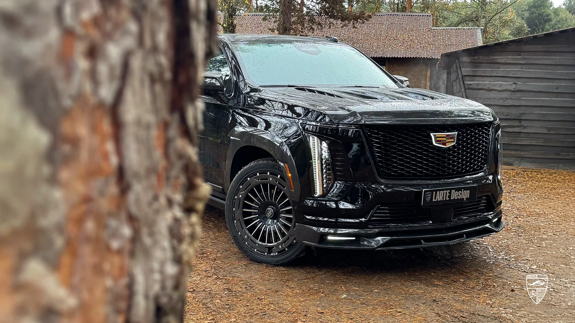 2026 Escalade 600 premium edition in Raven Black — executive‑grade SUV with opulent carbon upgrade