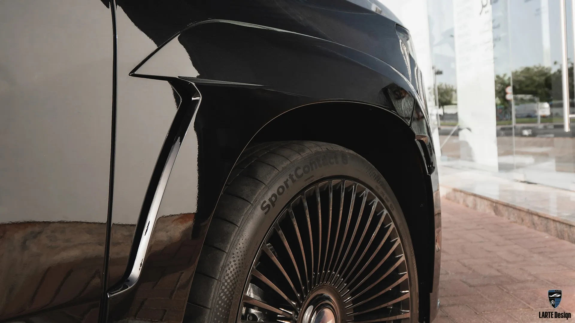 Collector’s Edition Escalade – Raven Black Sporty SUV Collector’s edition Cadillac Escalade — Raven Black SUV with sporty look and custom signature kit
