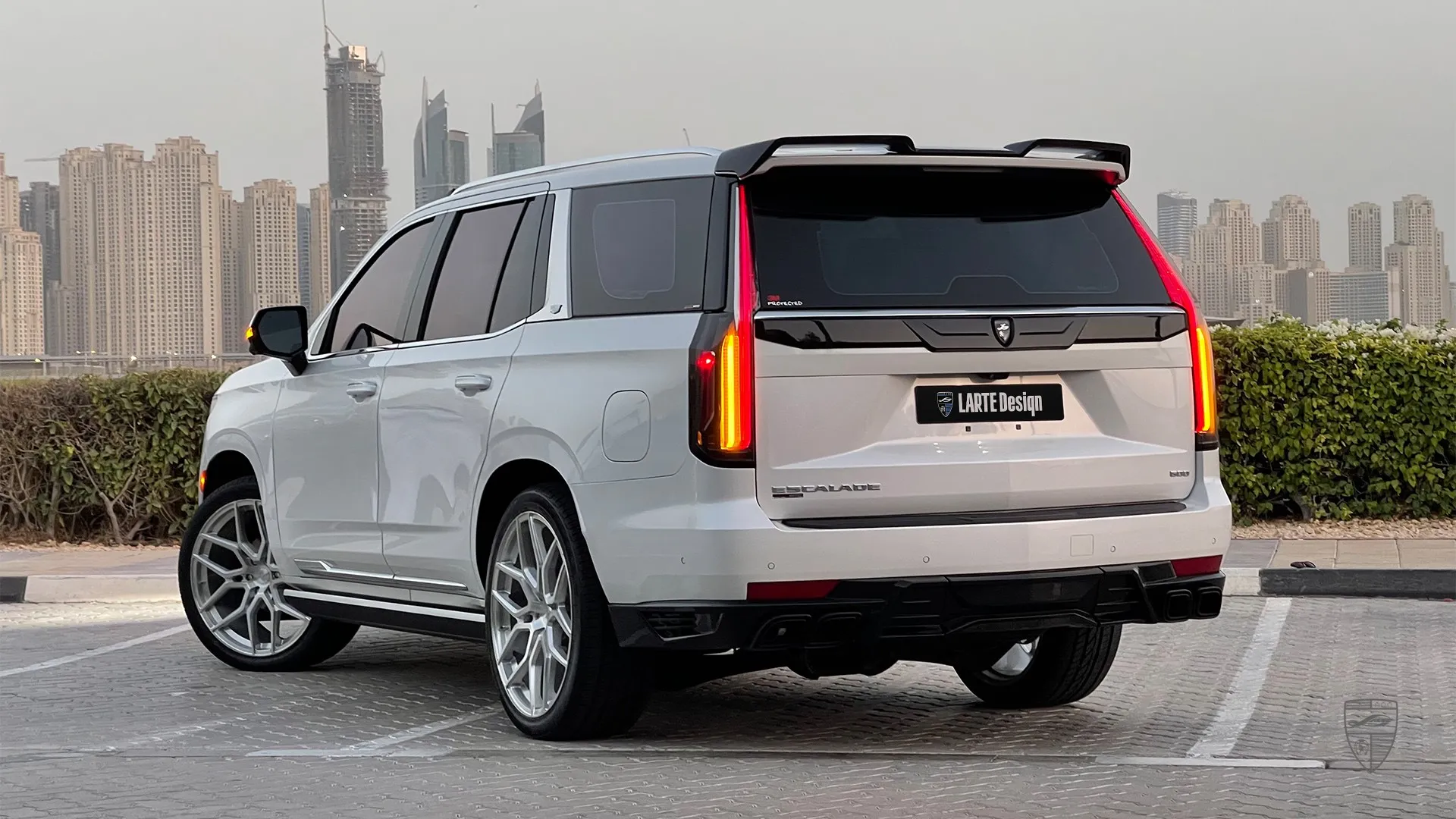 Cadillac Escalade white