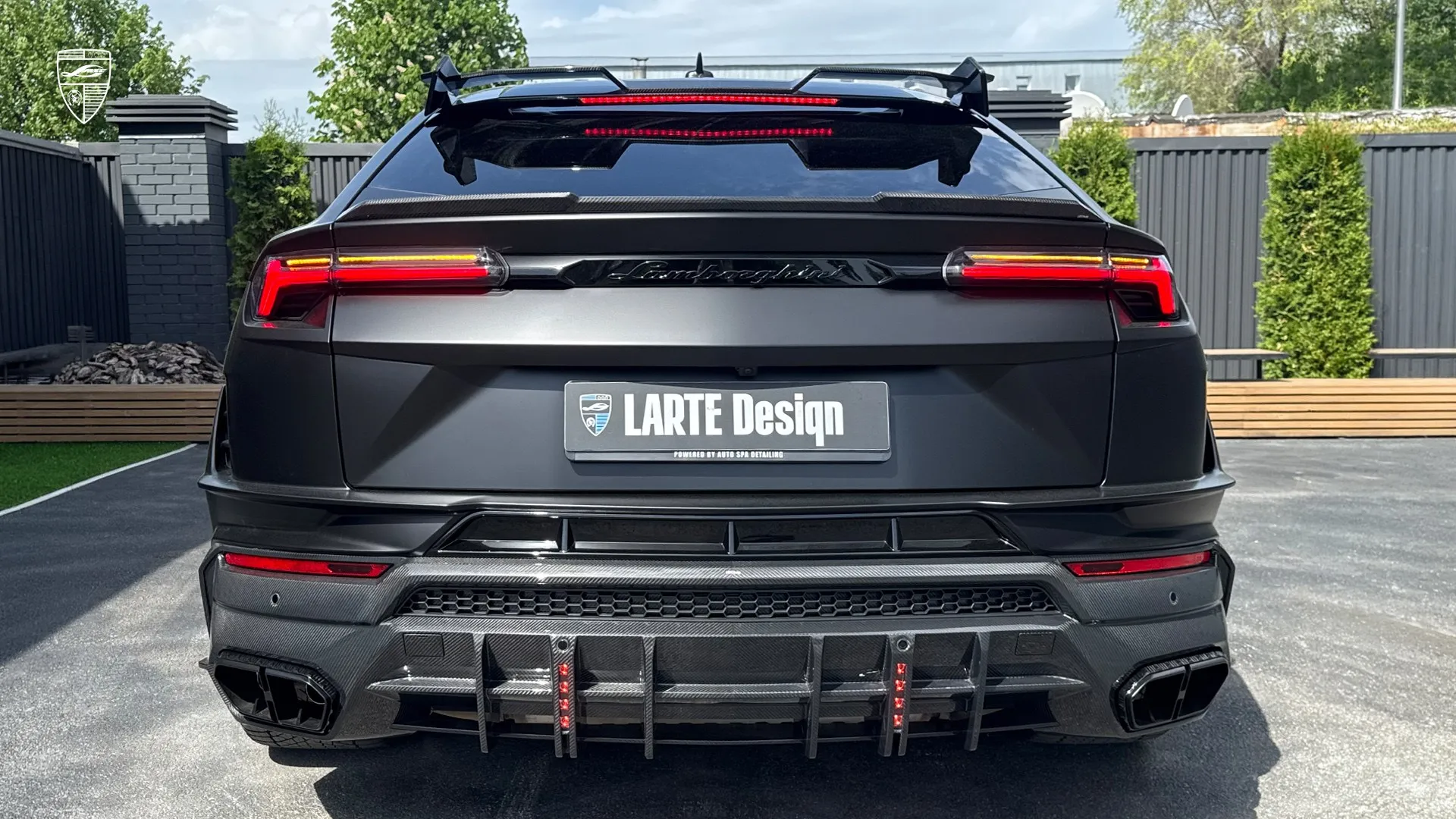 2025 Urus Performante with rear view styling and premium exterior modifications