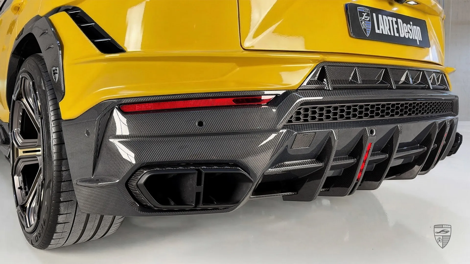 Custom Urus Performante with carbon fiber diffuser and tuning upgrades