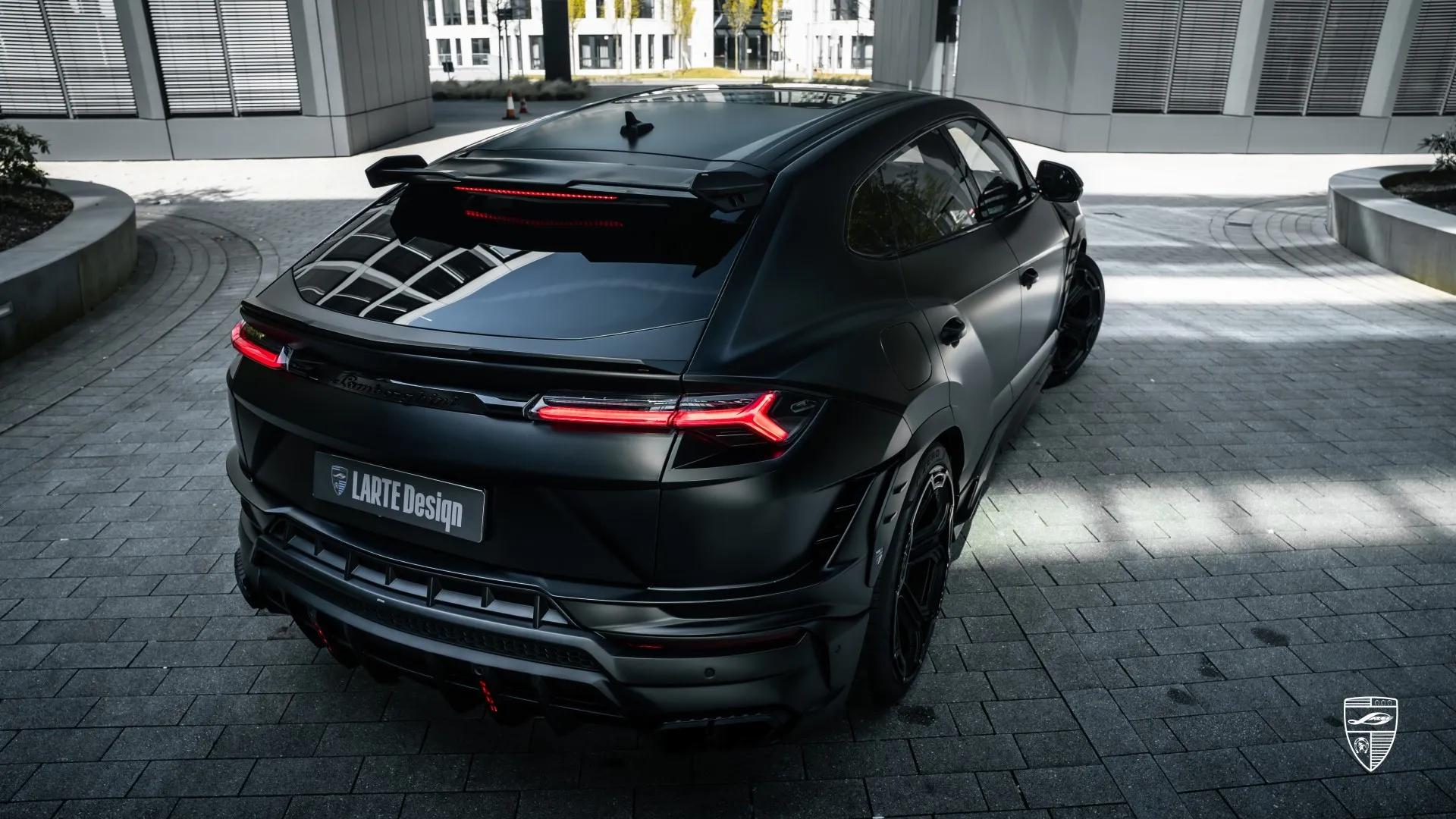 Urus Performante with custom exterior upgrades and refined performance styling