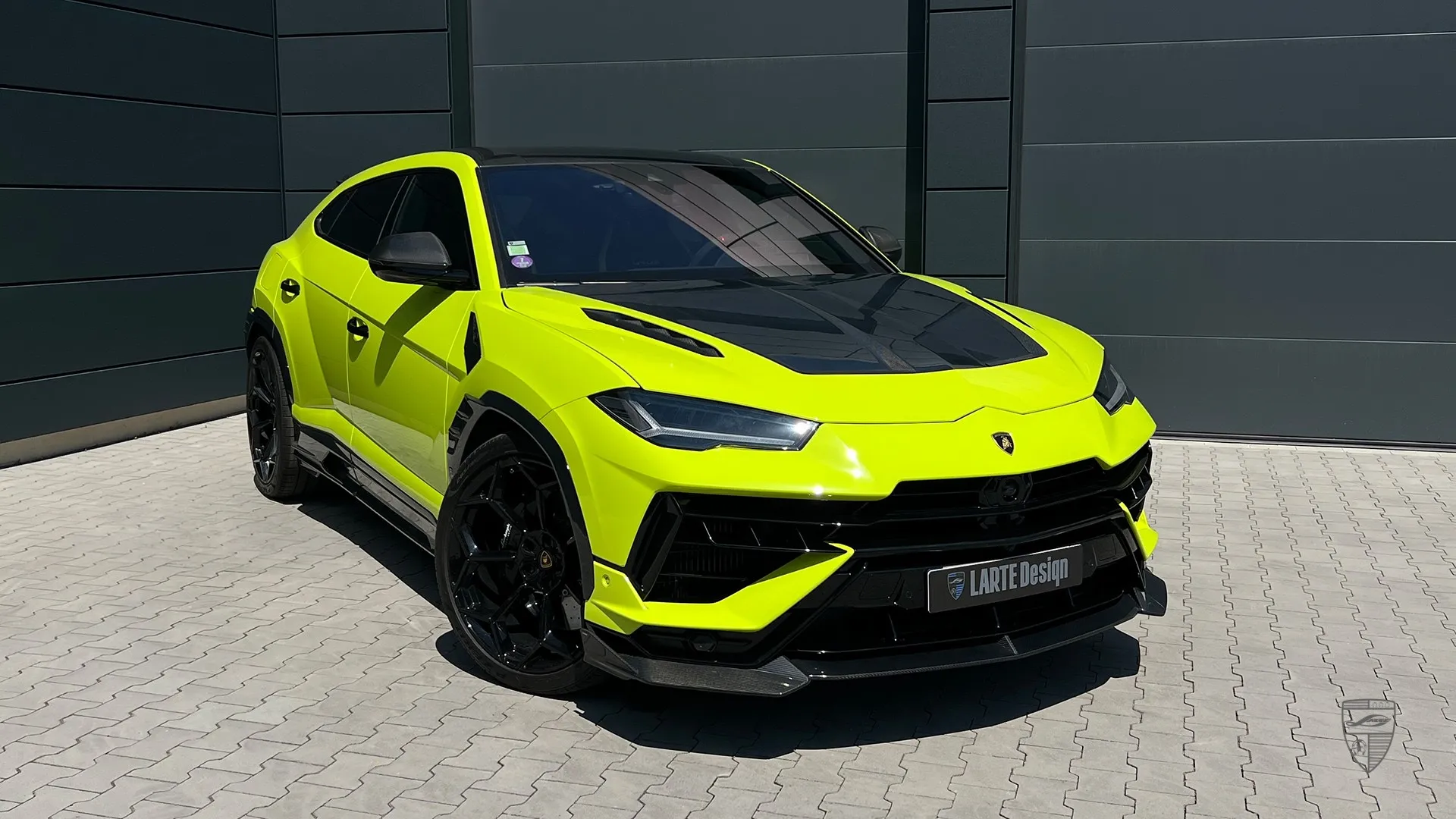 Lamborghini URUS Performante exterior upgrade with custom design and modern SUV styling