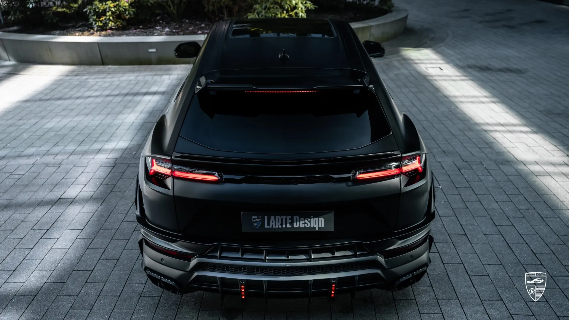 Lamborghini Urus Performante in matte black with custom styling and premium performance suv exterior design