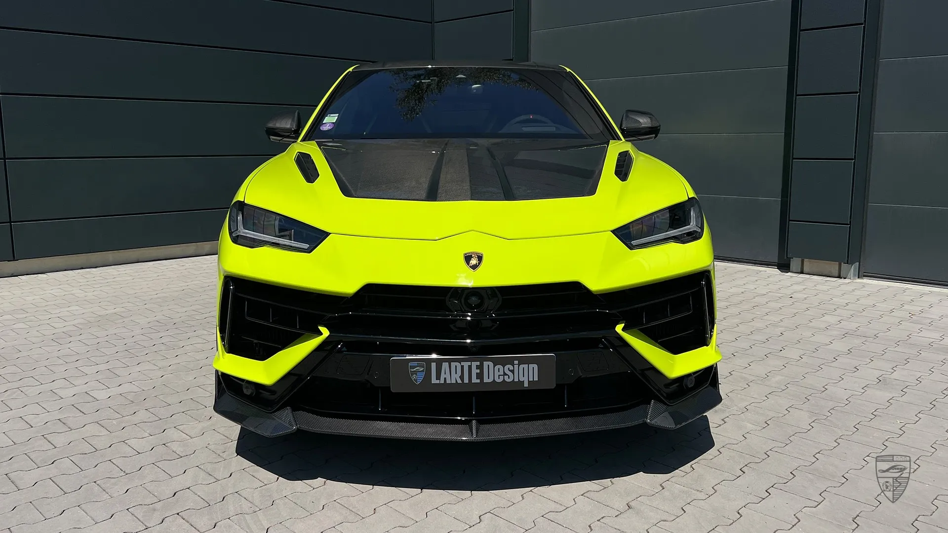 Lamborghini URUS Performante front view with exterior upgrade and custom styling