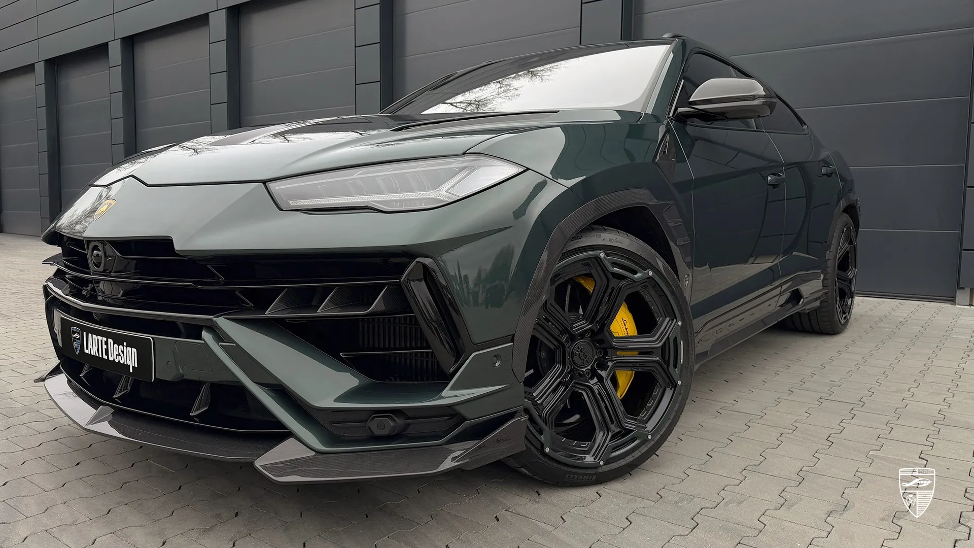 Lamborghini Urus S with custom exterior styling and premium performance suv design
