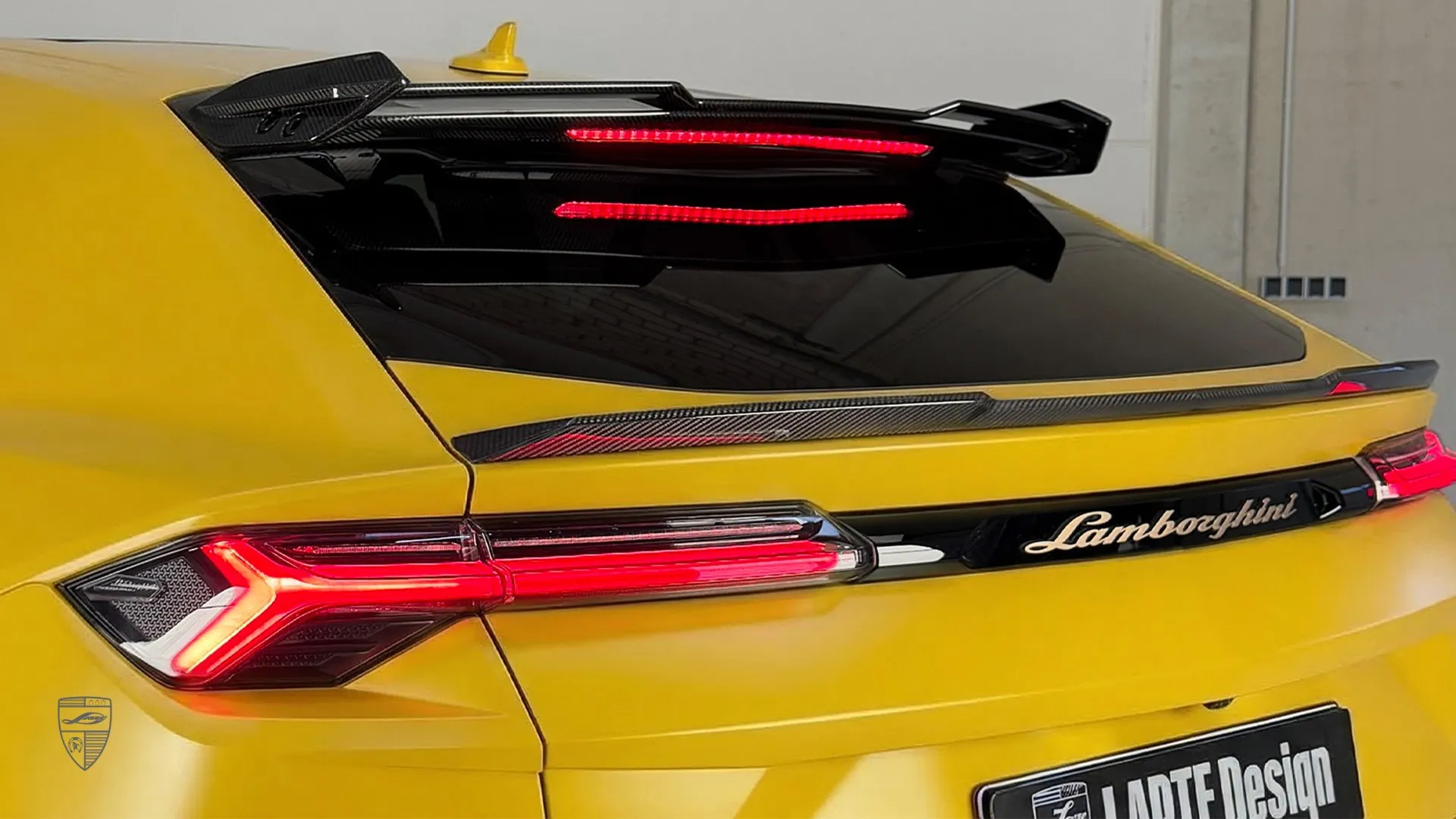 Lamborghini Urus S Performante with carbon fiber styling and sporty design