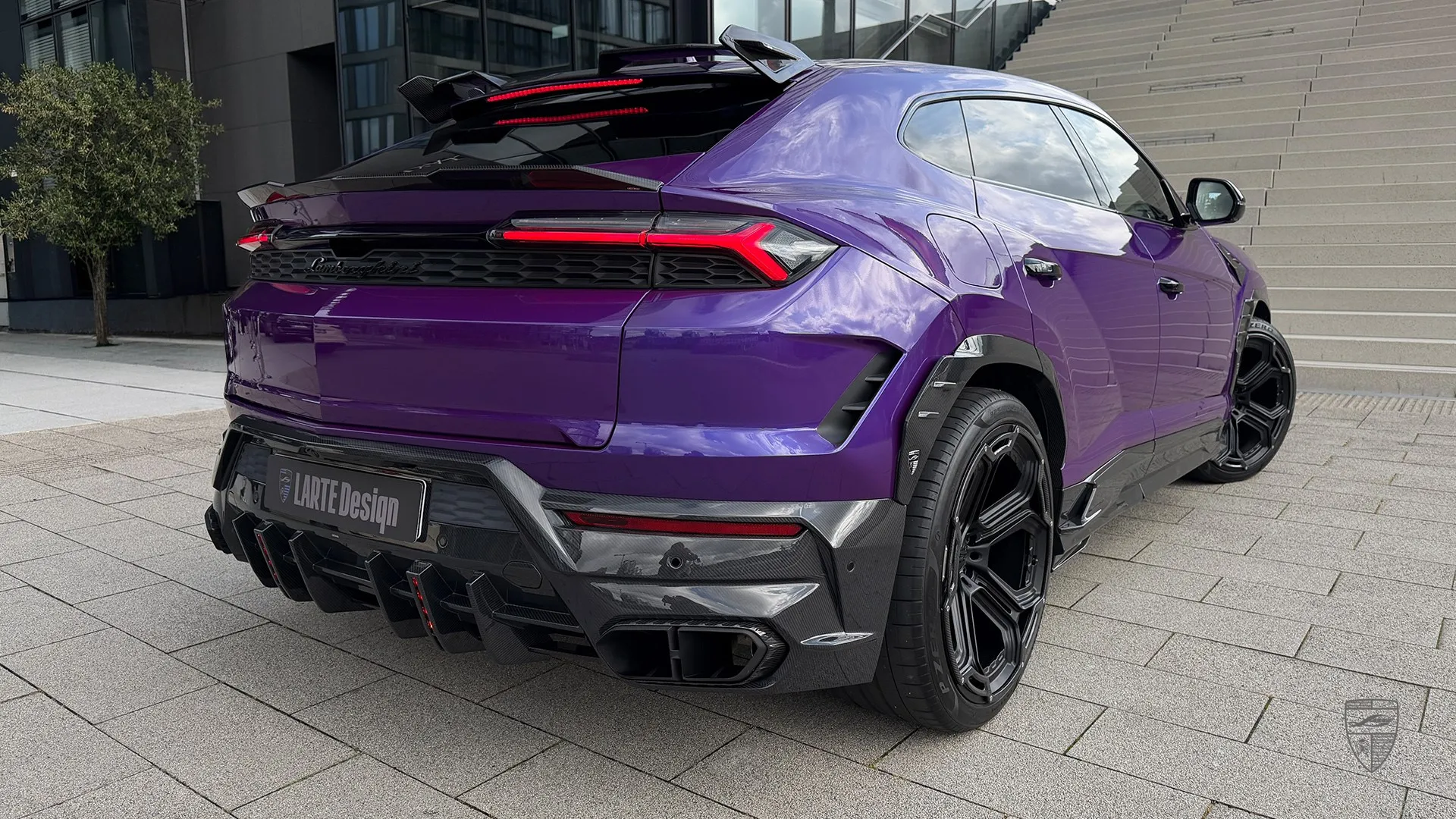 Individualisierter Lamborghini Urus SE mit Exterieur-Upgrades und markantem Styling
