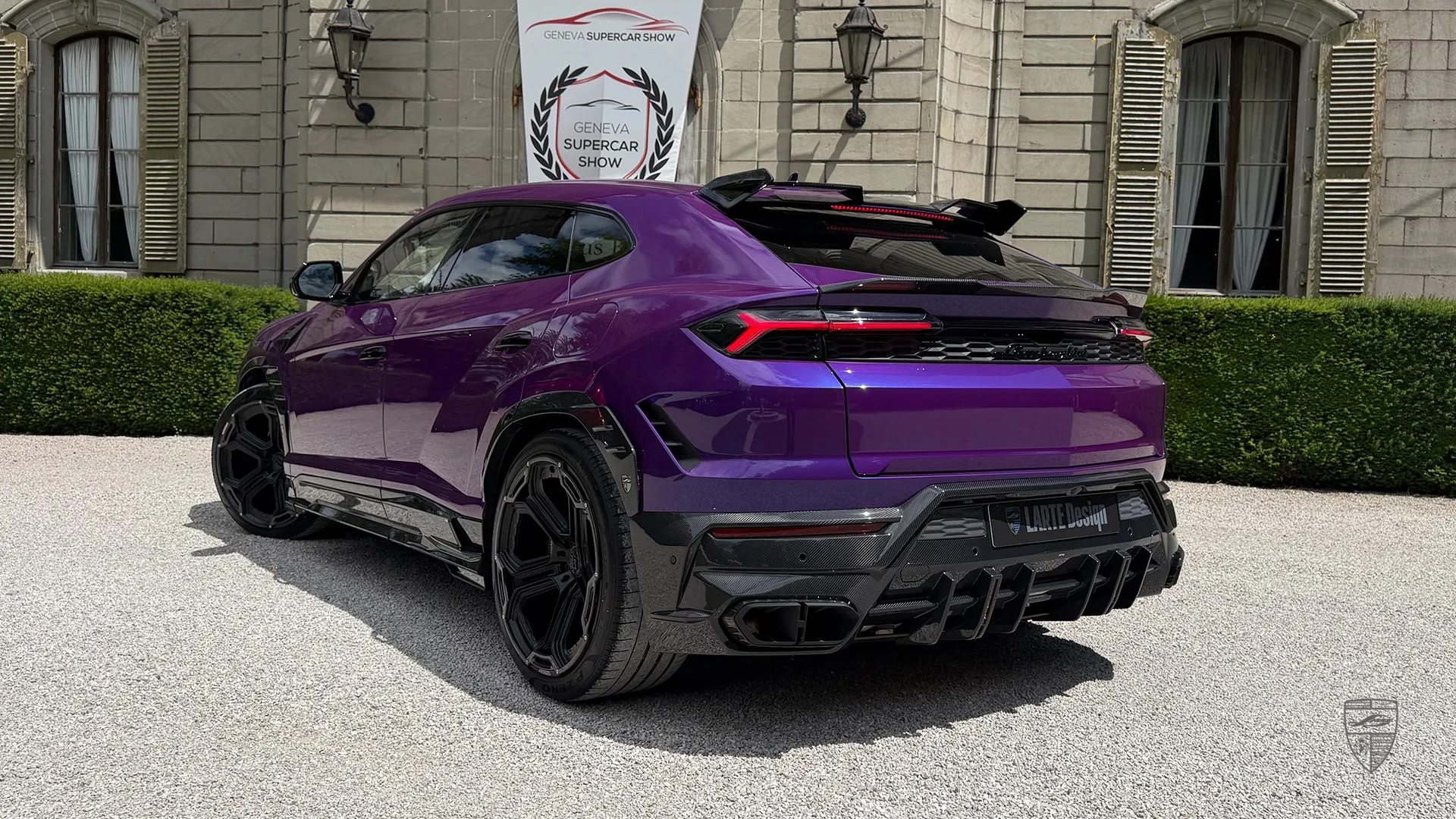 Lamborghini Urus SE Exterieur mit individuellem Styling und aufgewertetem SUV-Design