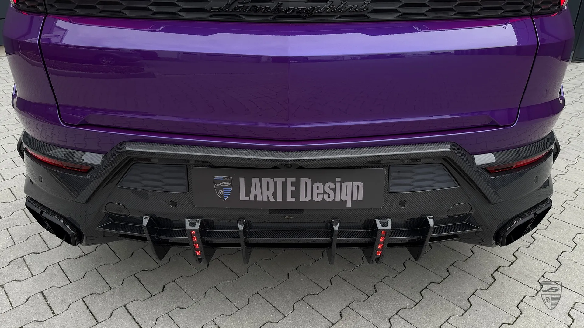 Urus SE mit aufgewertetem Exterieur-Design und markantem Luxus-SUV-Styling